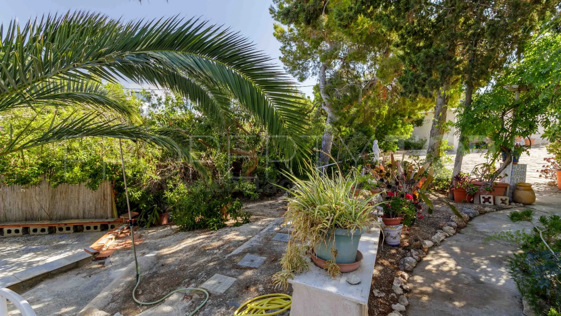 House for sale in Coveta Fuma
