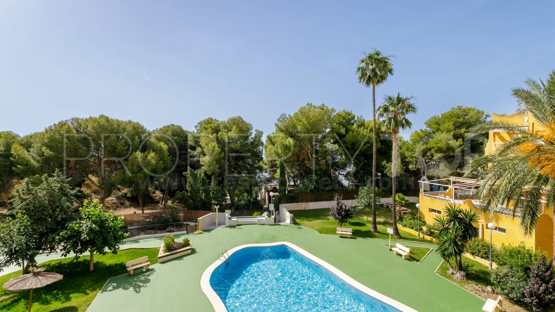 Apartamento a la venta con 2 dormitorios en Coveta Fuma