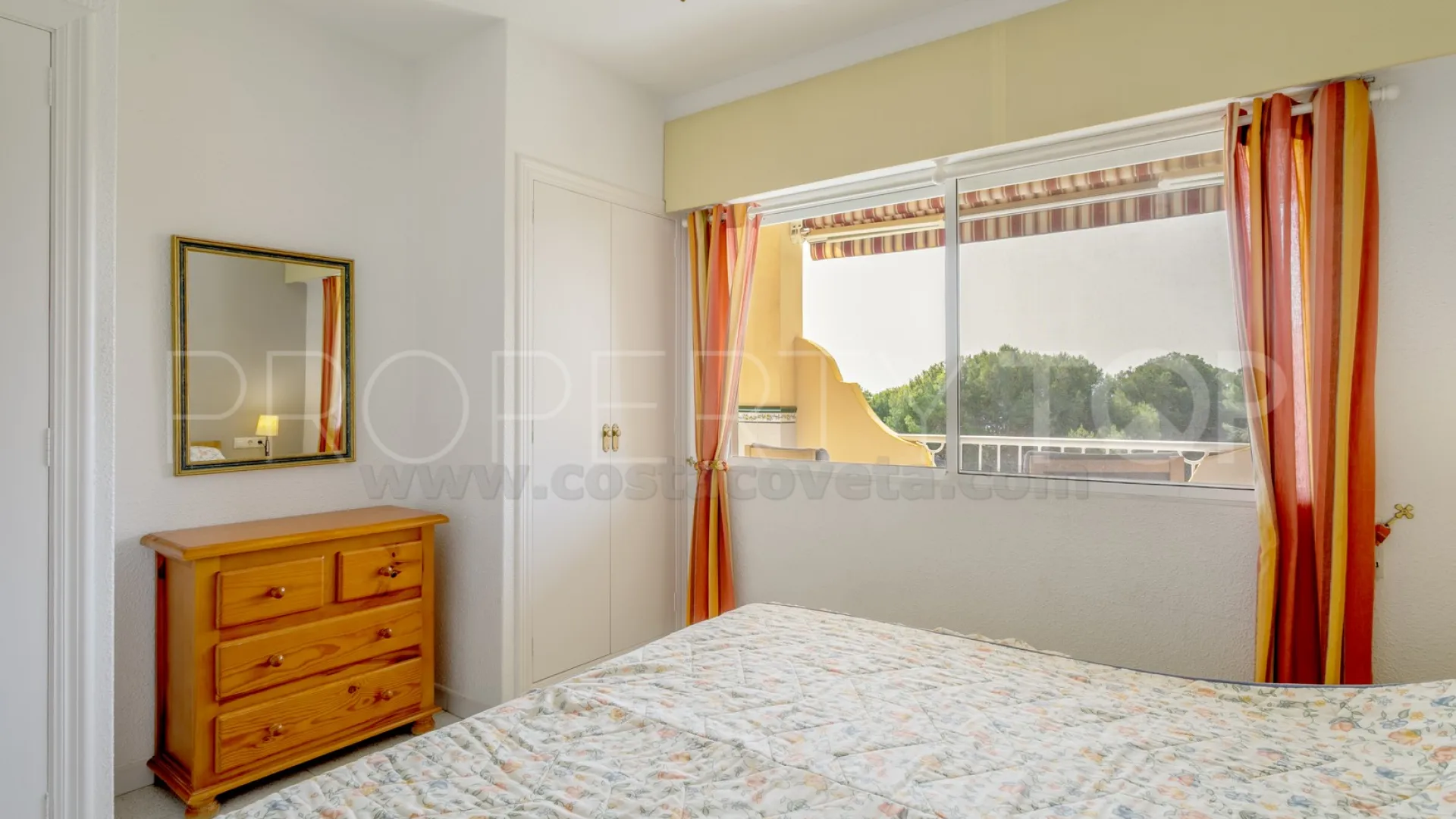 Apartamento a la venta con 2 dormitorios en Coveta Fuma