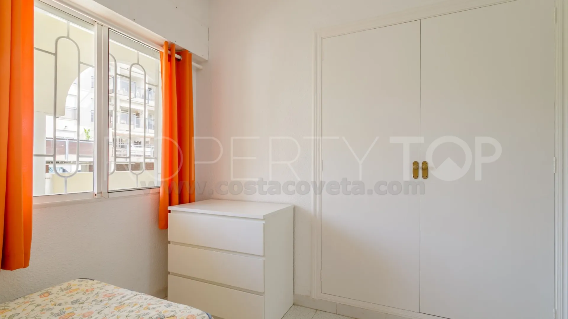 Apartamento a la venta con 2 dormitorios en Coveta Fuma