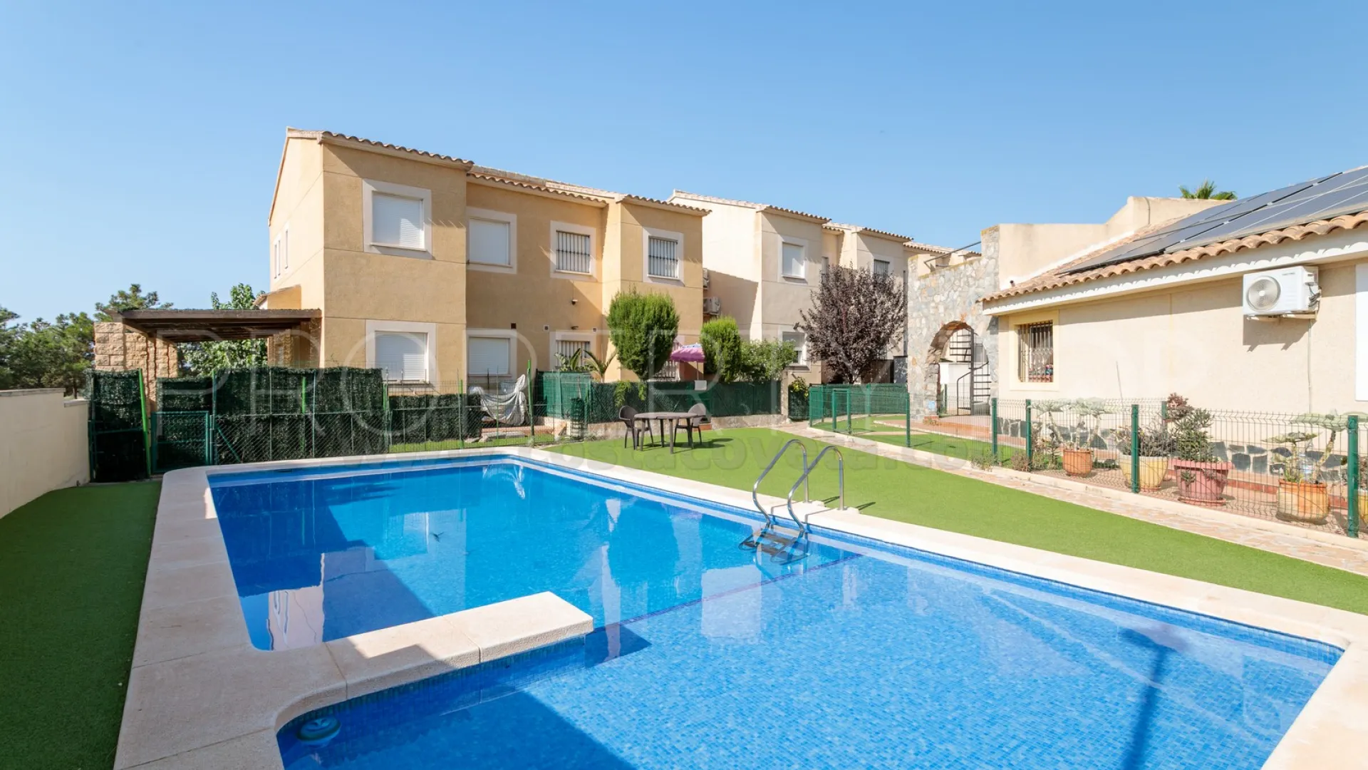 Comprar pareado en Aigues