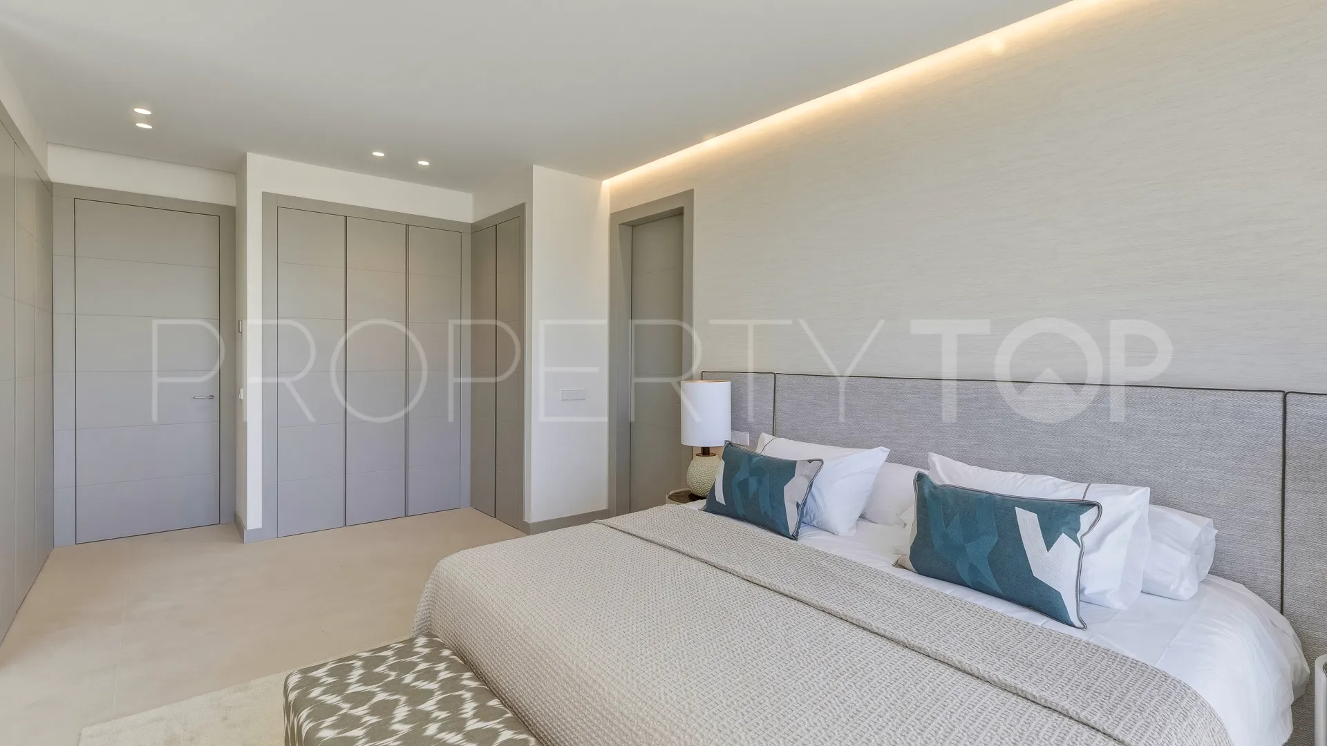 Comprar villa en La Pepina con 5 dormitorios