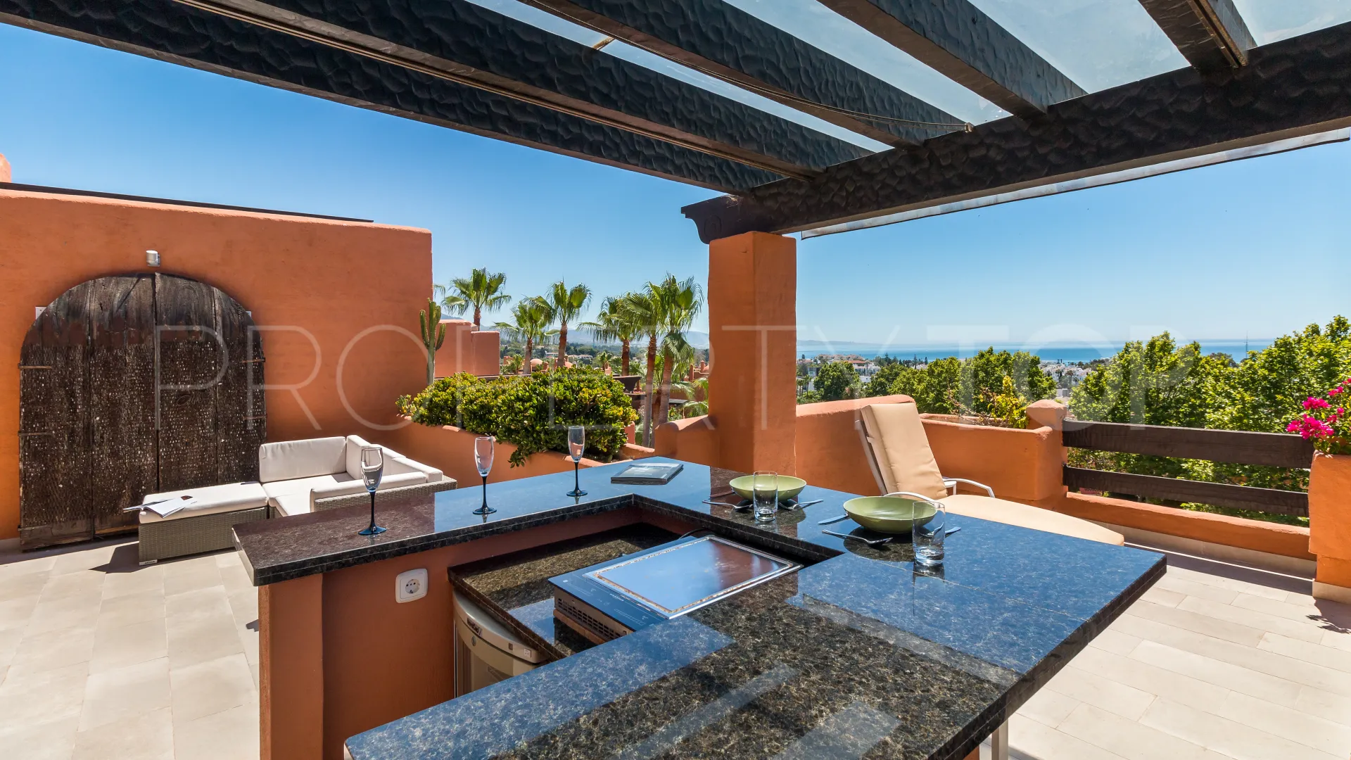 La Alzambra duplex penthouse for sale