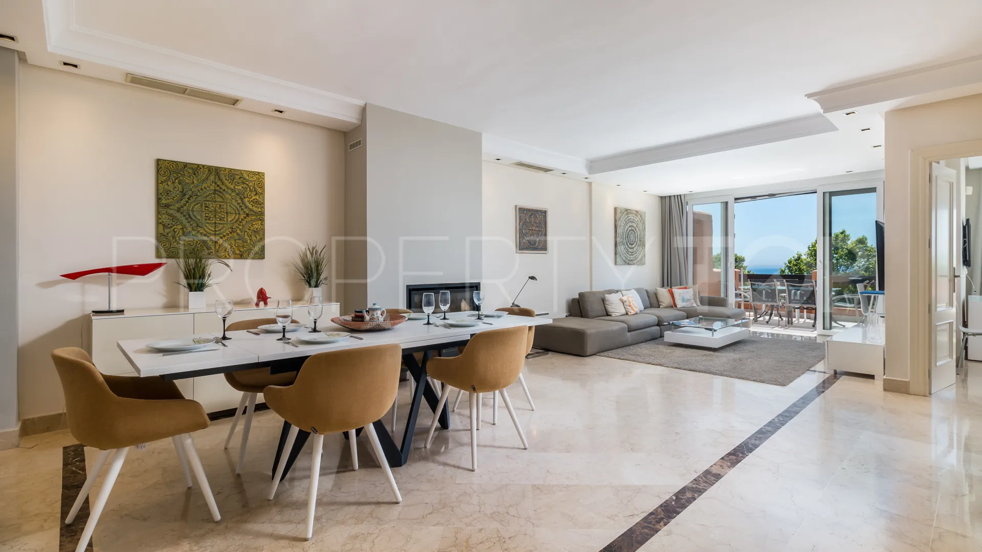 La Alzambra duplex penthouse for sale
