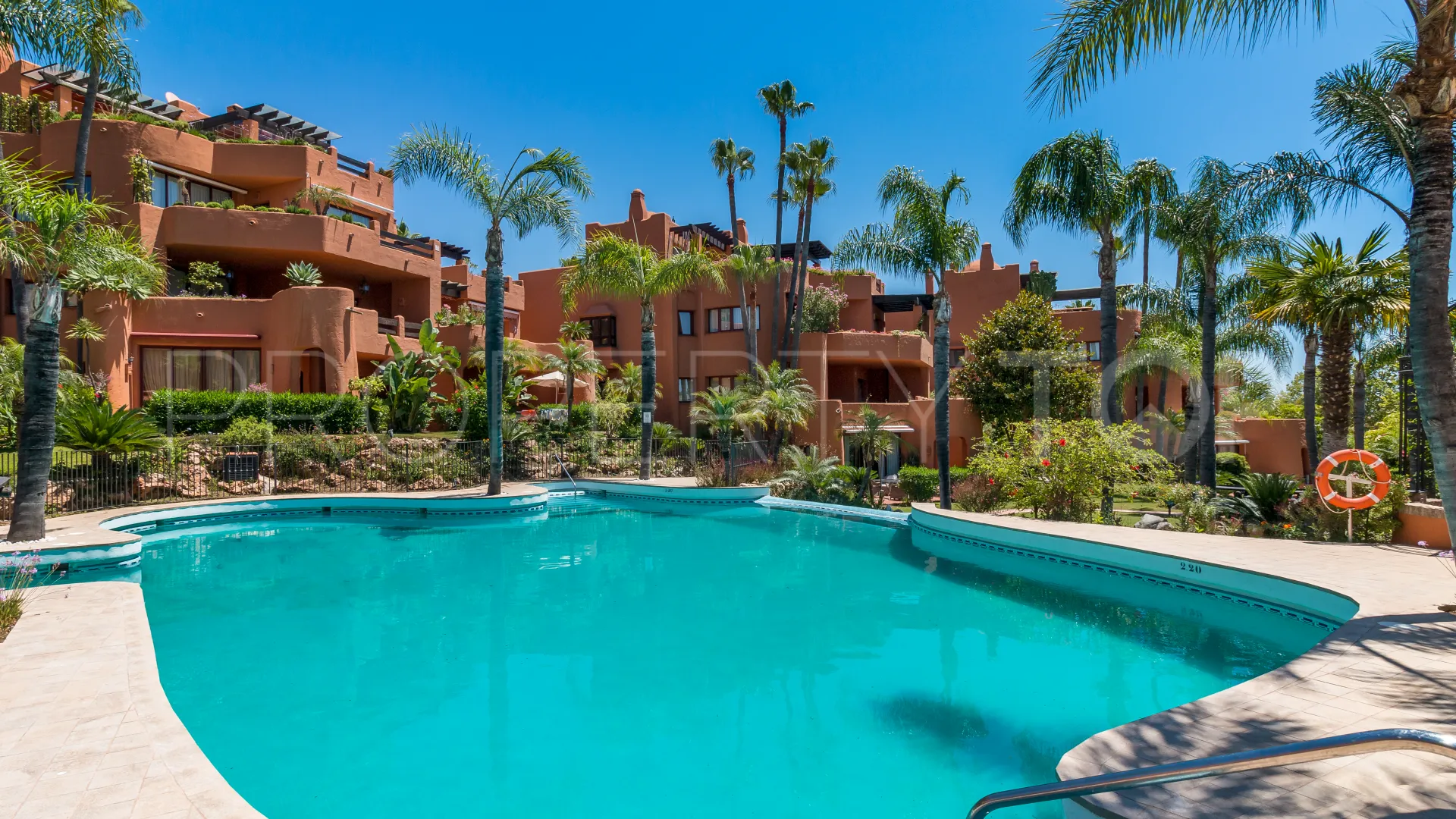 La Alzambra duplex penthouse for sale