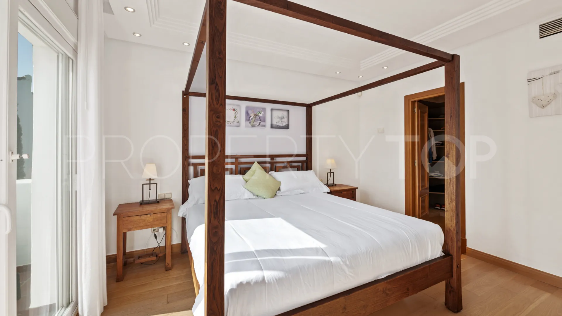 Town house for sale in Costalita