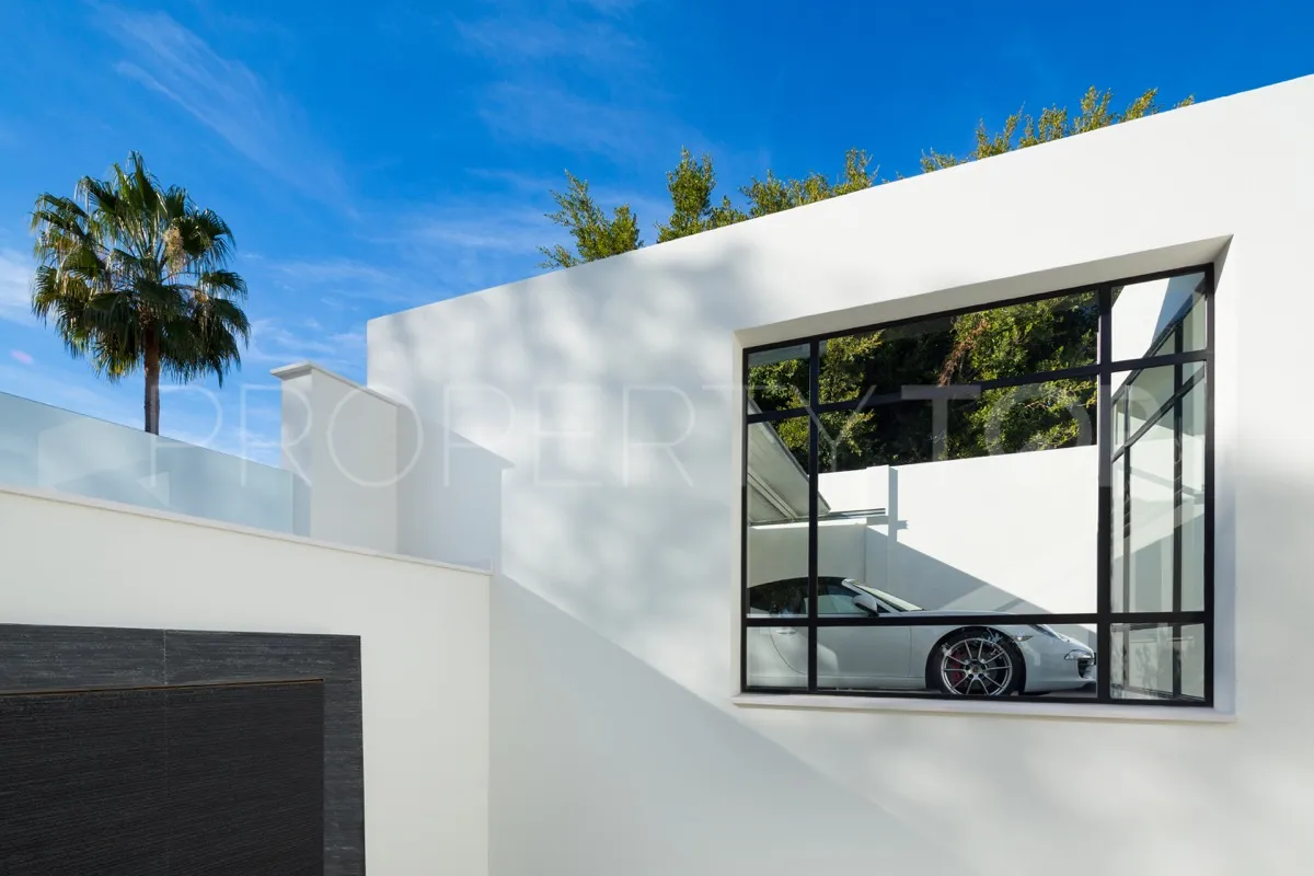 For sale villa with 5 bedrooms in Aloha