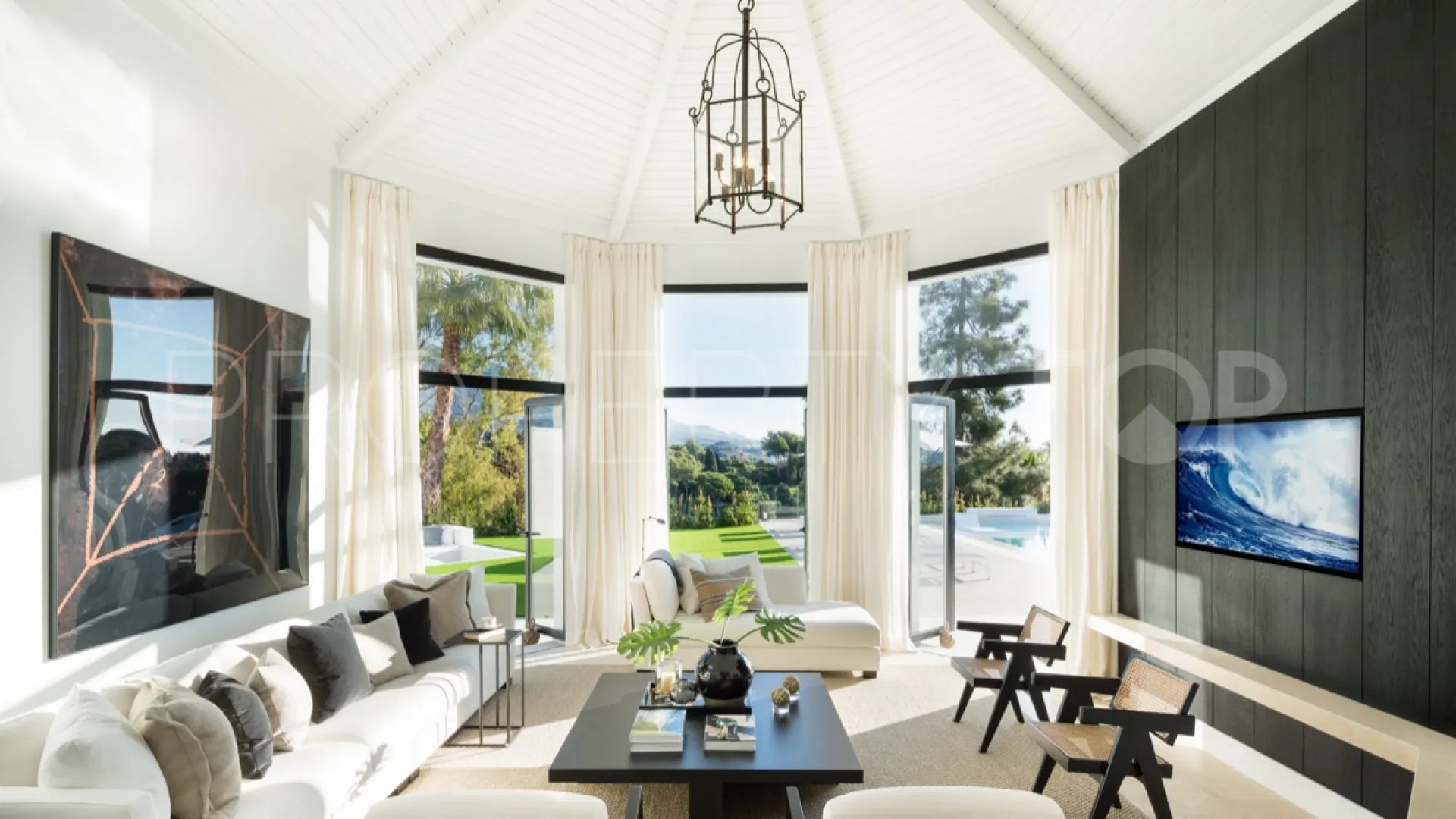 For sale villa with 5 bedrooms in Aloha