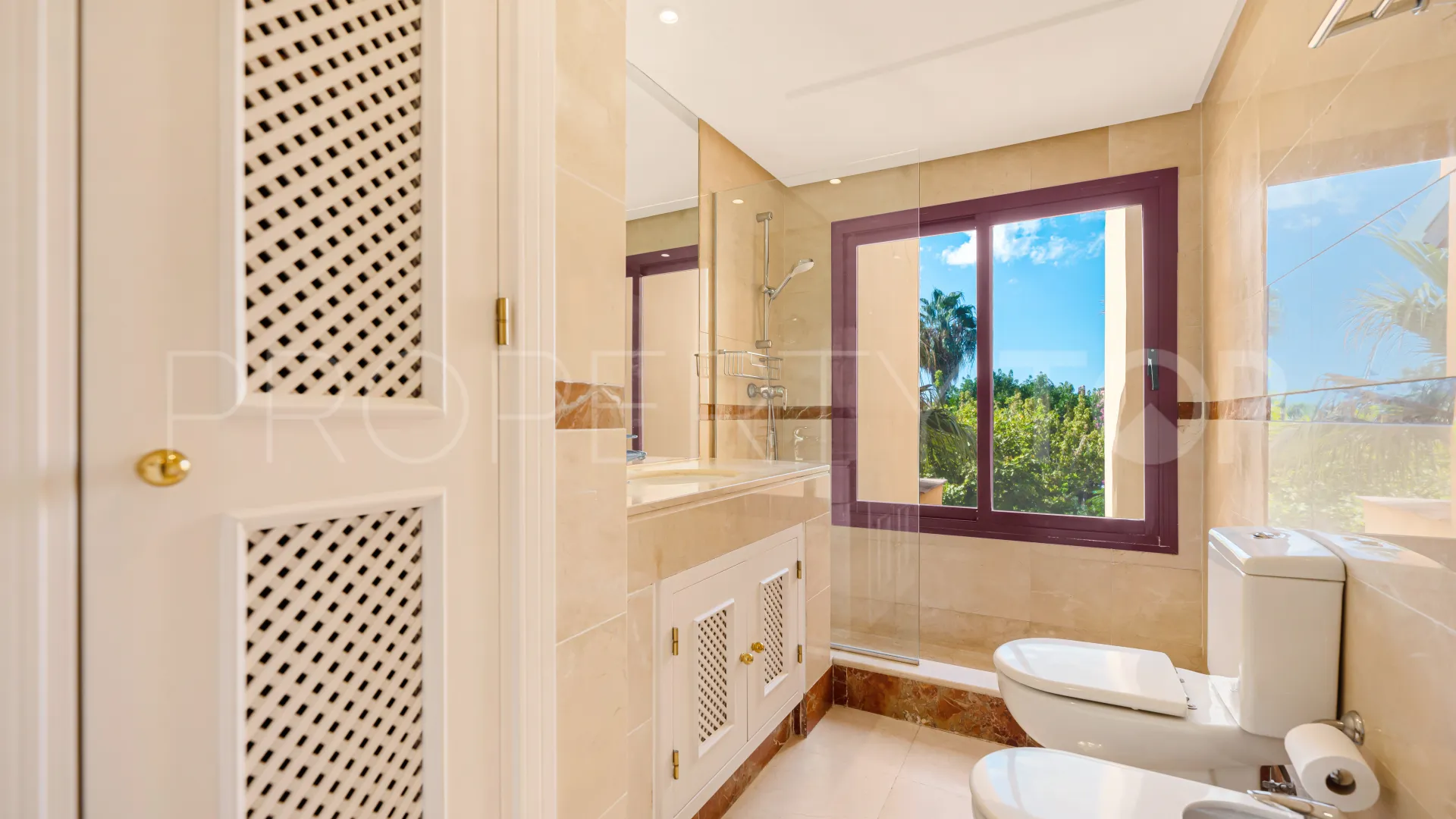 Apartamento a la venta en San Pedro de Alcantara de 3 dormitorios