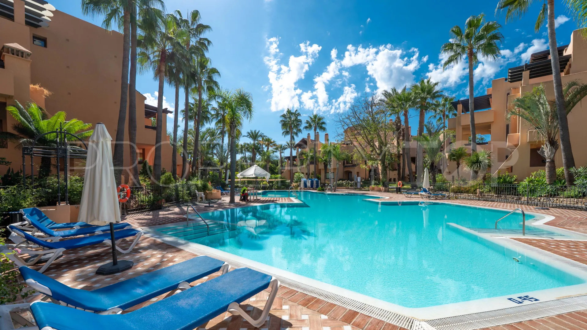 Apartamento a la venta en San Pedro de Alcantara de 3 dormitorios