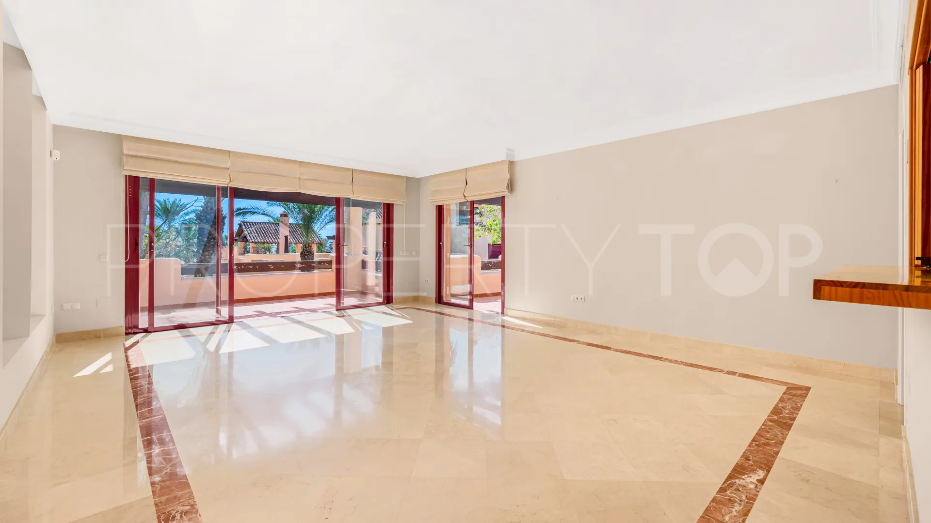Apartamento a la venta en San Pedro de Alcantara de 3 dormitorios