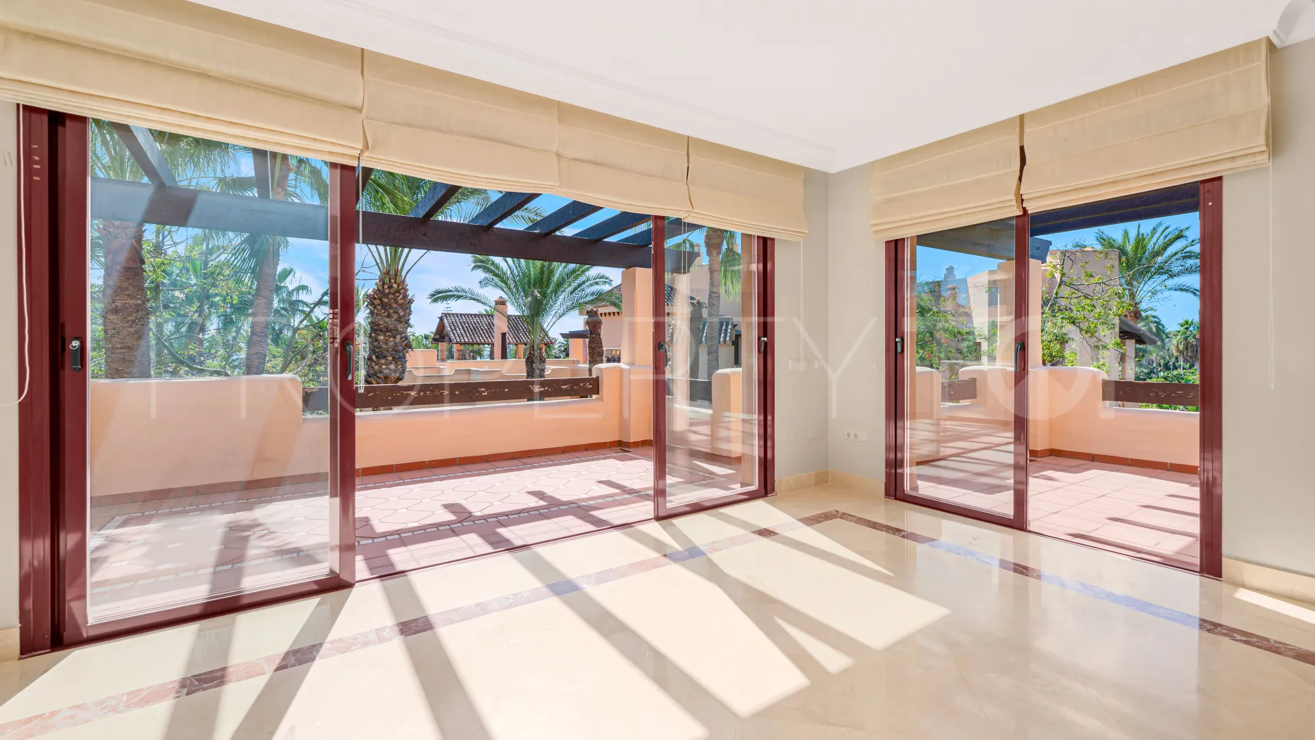 Apartamento a la venta en San Pedro de Alcantara de 3 dormitorios