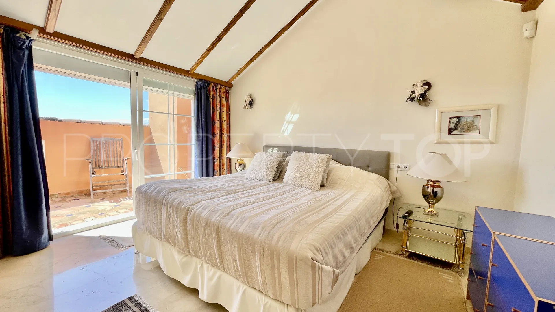 For sale apartment in Andalucia Alta