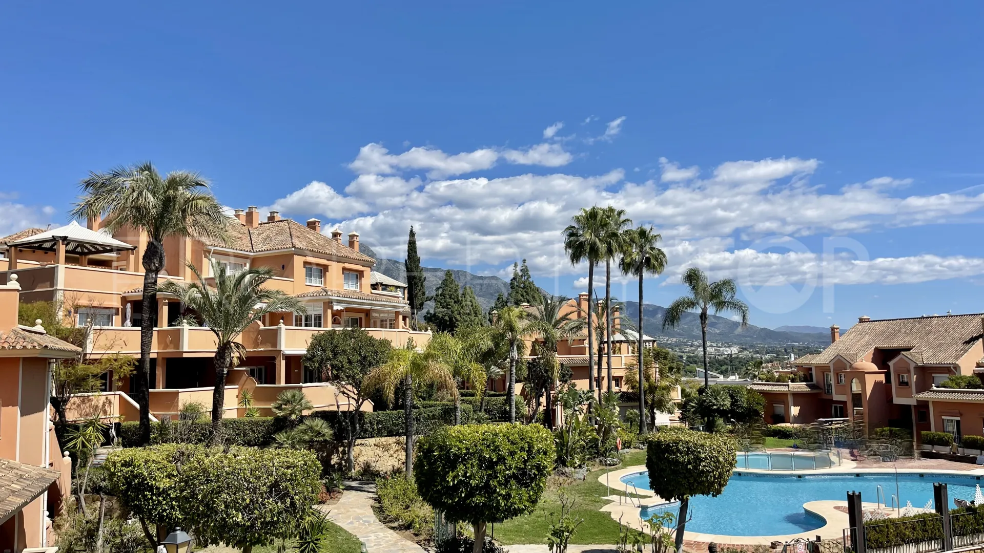 For sale apartment in Andalucia Alta