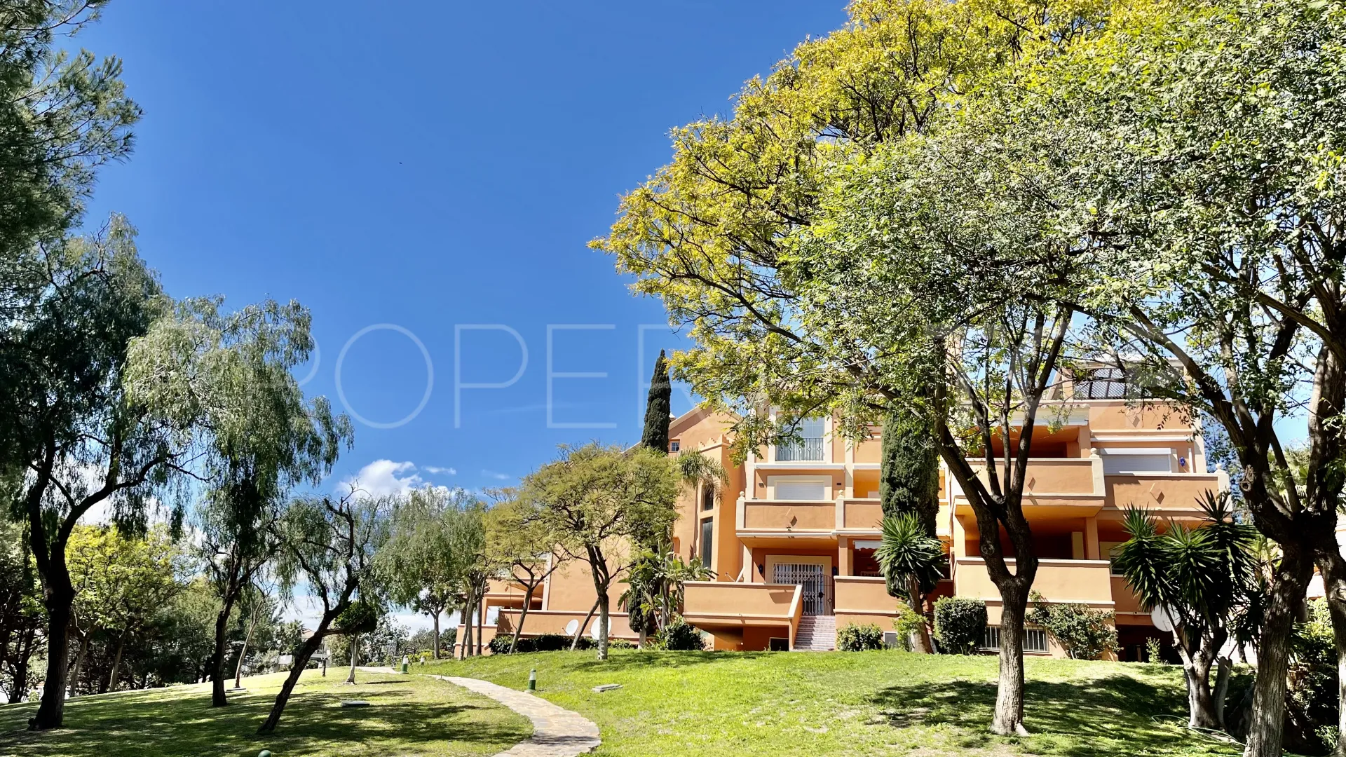 For sale apartment in Andalucia Alta