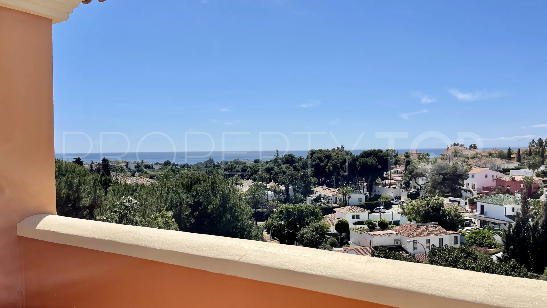 For sale apartment in Andalucia Alta