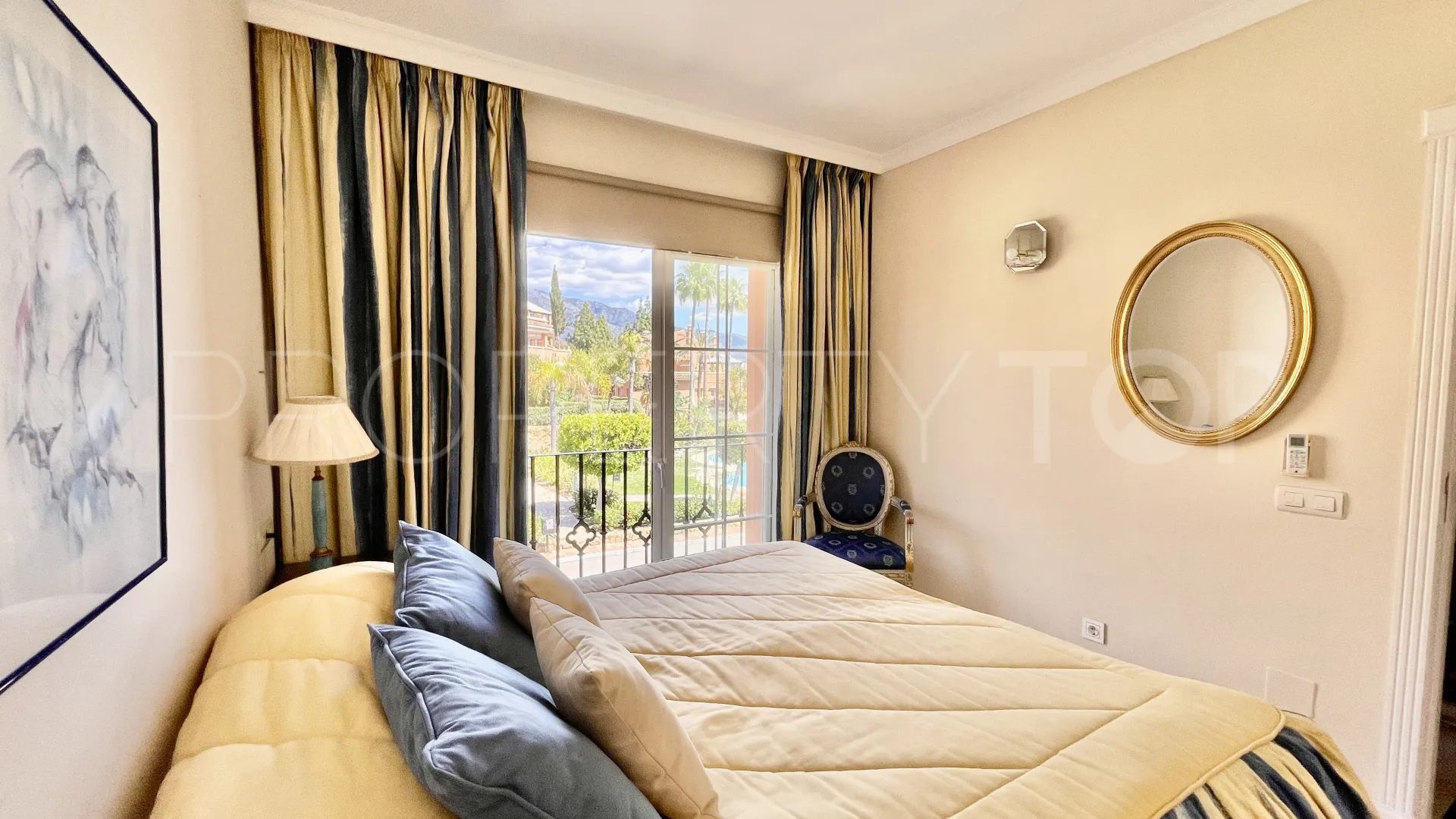 For sale apartment in Andalucia Alta