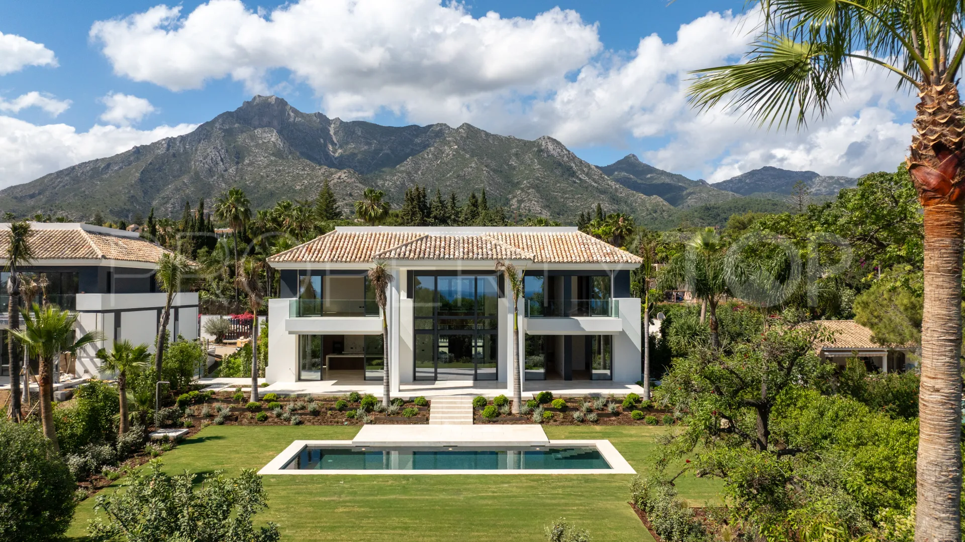 For sale Rocio de Nagüeles villa with 6 bedrooms
