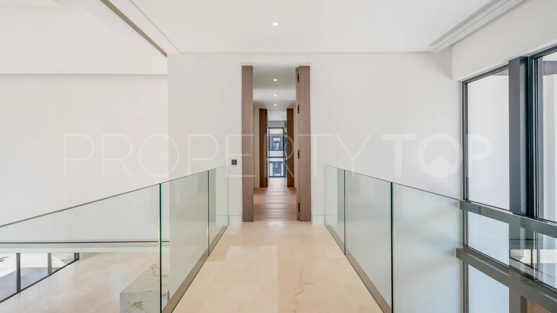 For sale Rocio de Nagüeles villa with 6 bedrooms