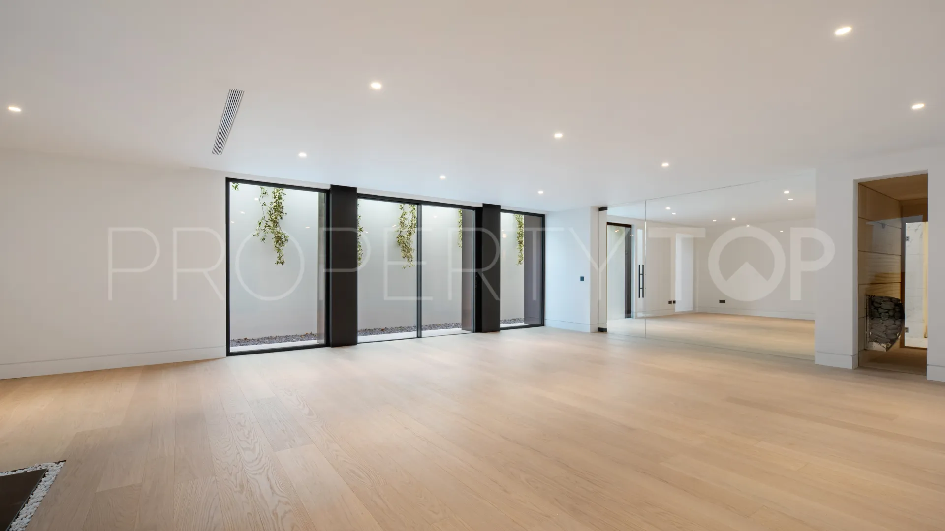 For sale Rocio de Nagüeles villa with 6 bedrooms