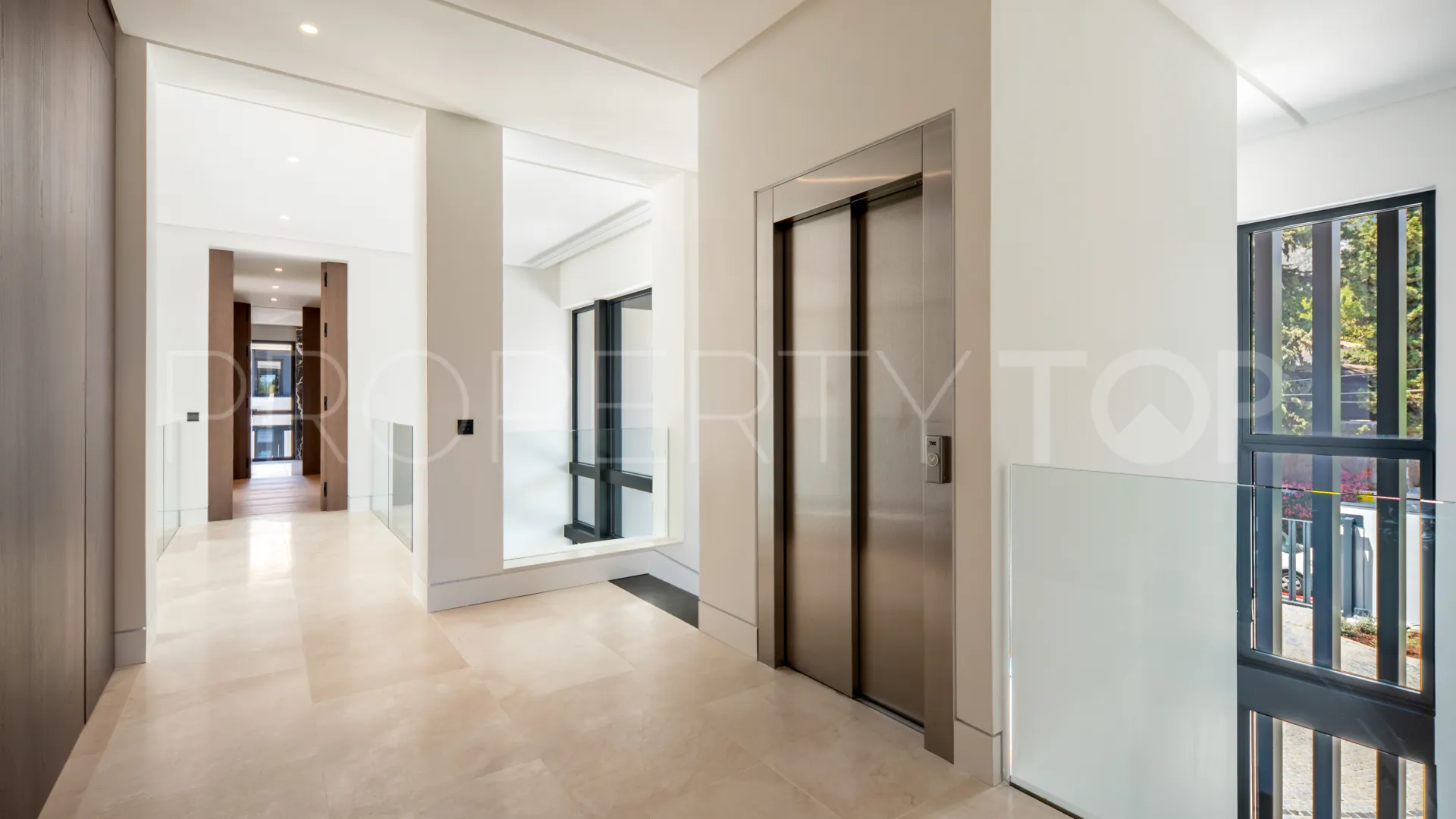 For sale Rocio de Nagüeles villa with 6 bedrooms