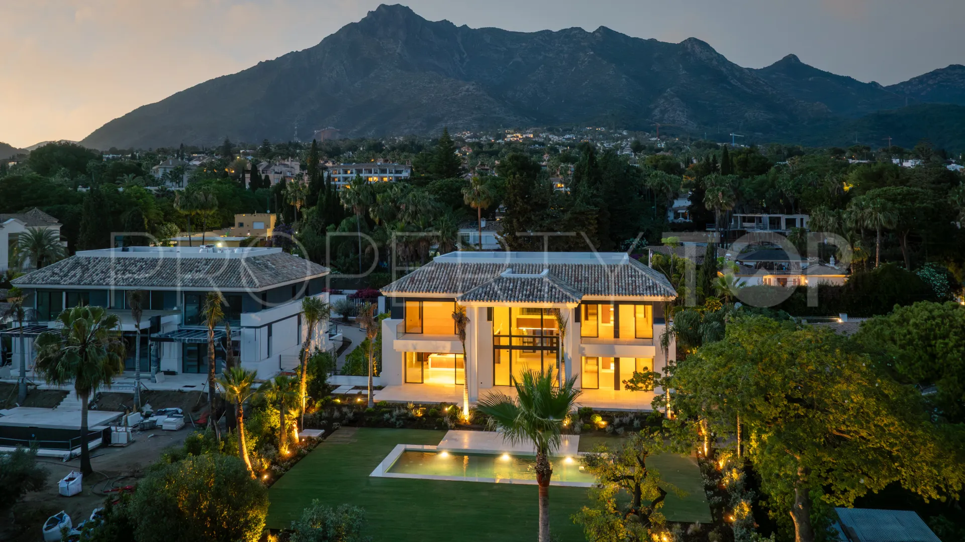 For sale Rocio de Nagüeles villa with 6 bedrooms