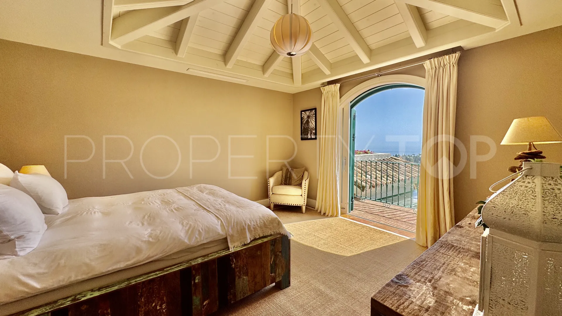 Cascada de Camojan, villa en venta con 5 dormitorios