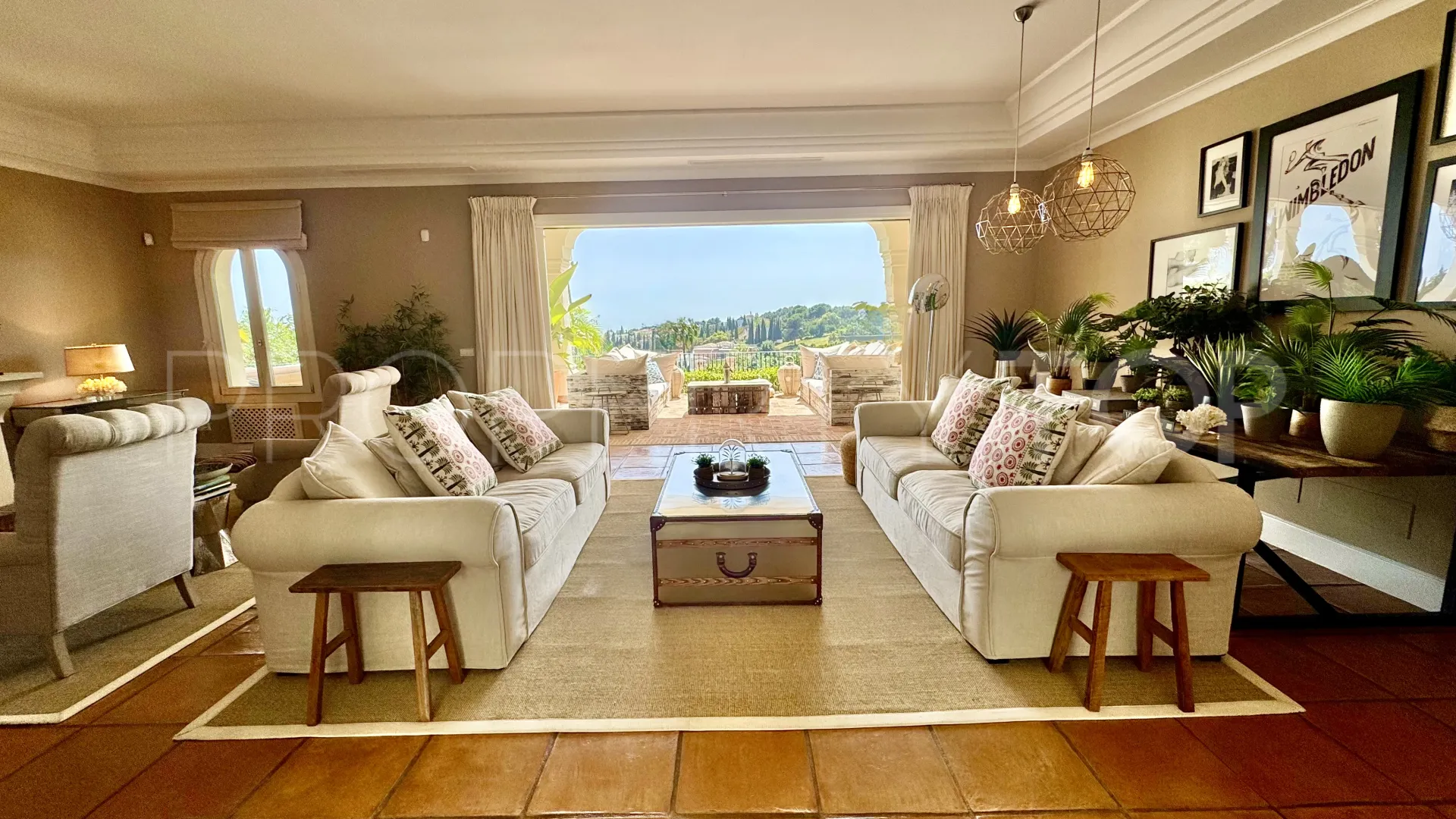 Cascada de Camojan, villa en venta con 5 dormitorios