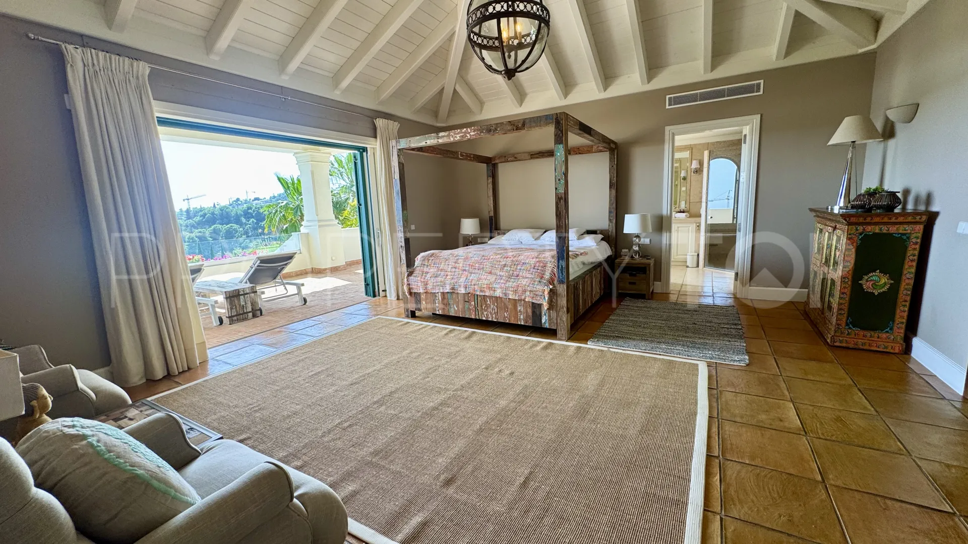 Cascada de Camojan, villa en venta con 5 dormitorios