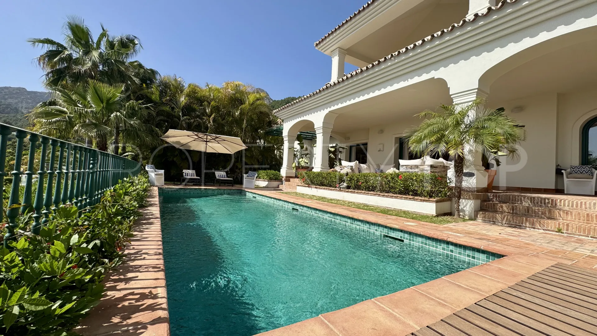 Cascada de Camojan, villa en venta con 5 dormitorios
