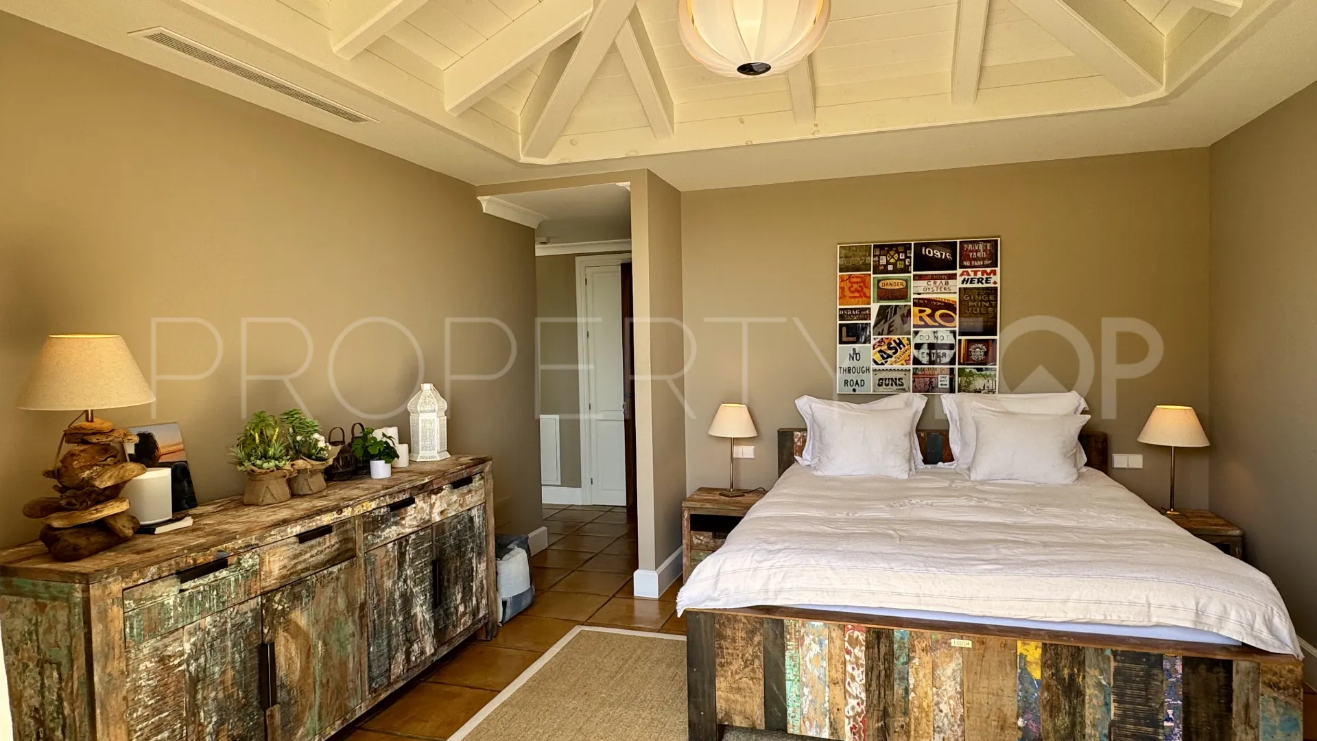 Cascada de Camojan, villa en venta con 5 dormitorios