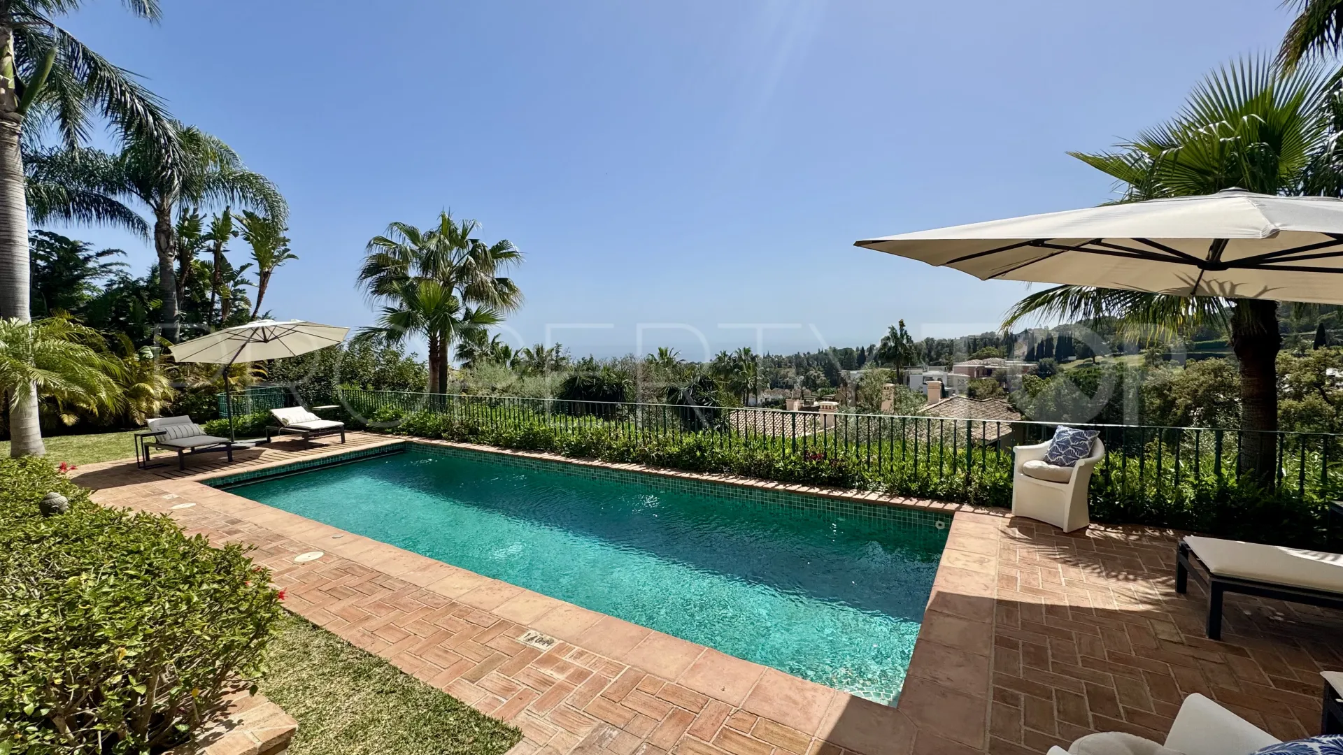 Cascada de Camojan, villa en venta con 5 dormitorios