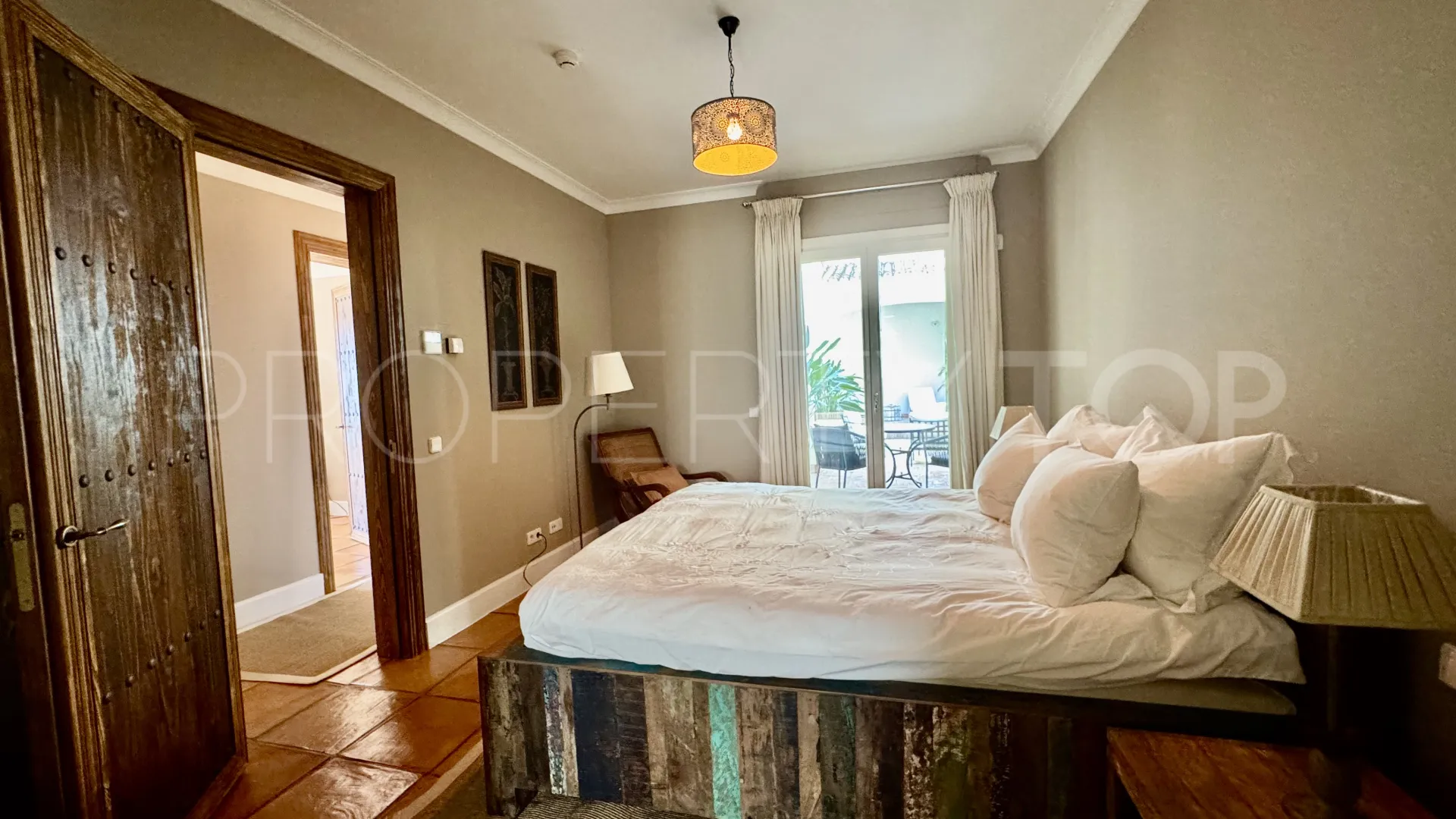 Cascada de Camojan, villa en venta con 5 dormitorios