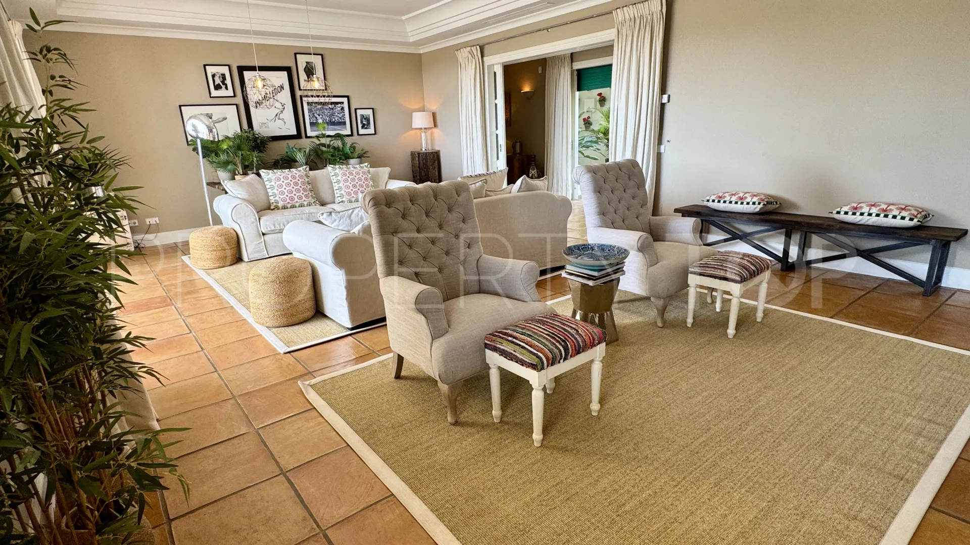 Cascada de Camojan, villa en venta con 5 dormitorios