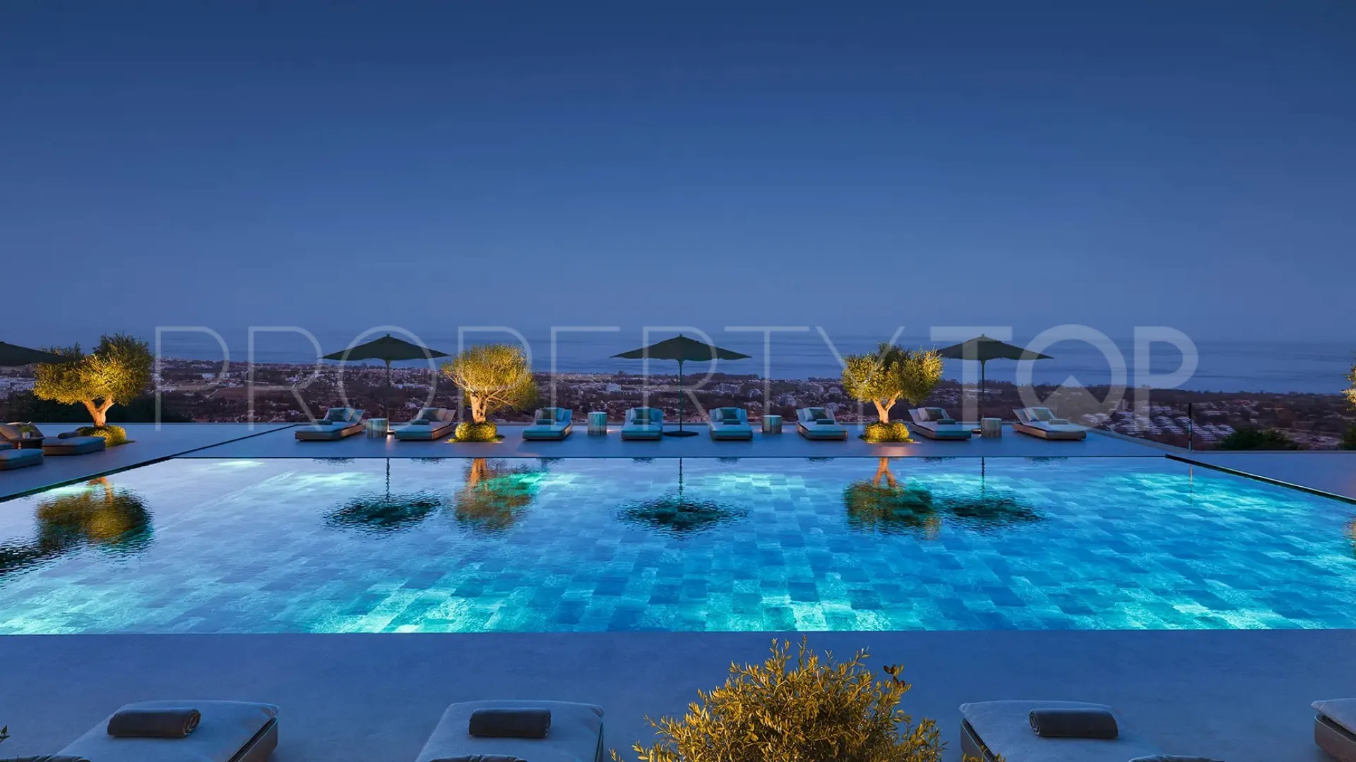 For sale Benahavis penthouse with 4 bedrooms
