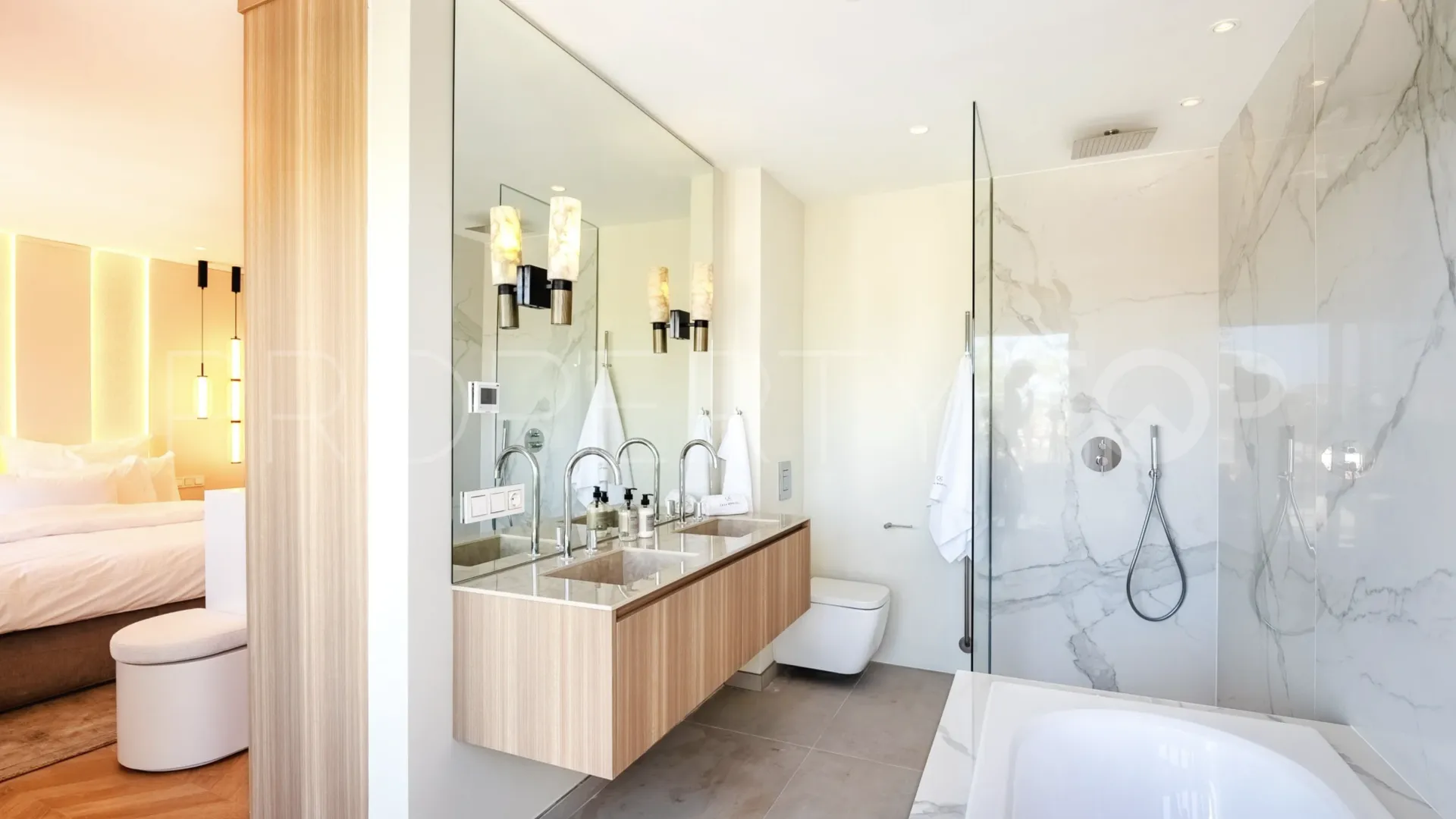 5 bedrooms town house for sale in Altos de Salamanca