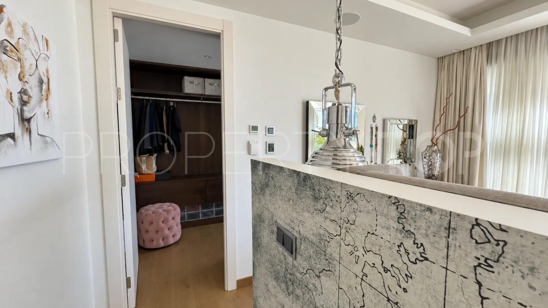 Villa for sale in Los Olivos