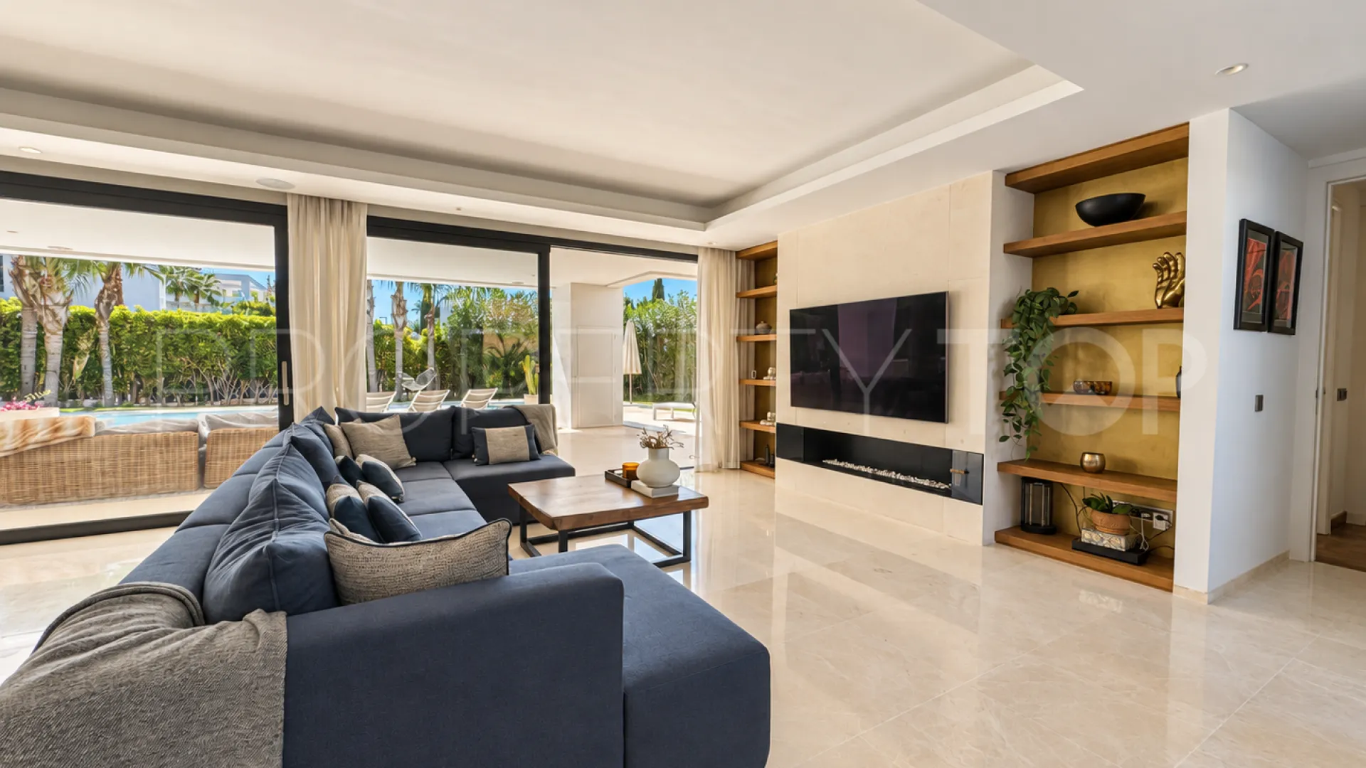Villa for sale in Los Olivos