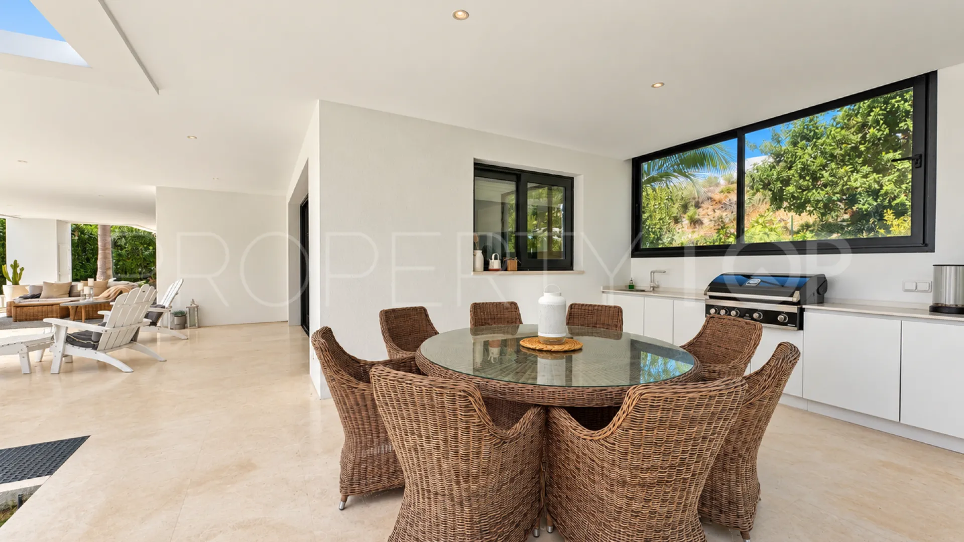 Villa for sale in Los Olivos