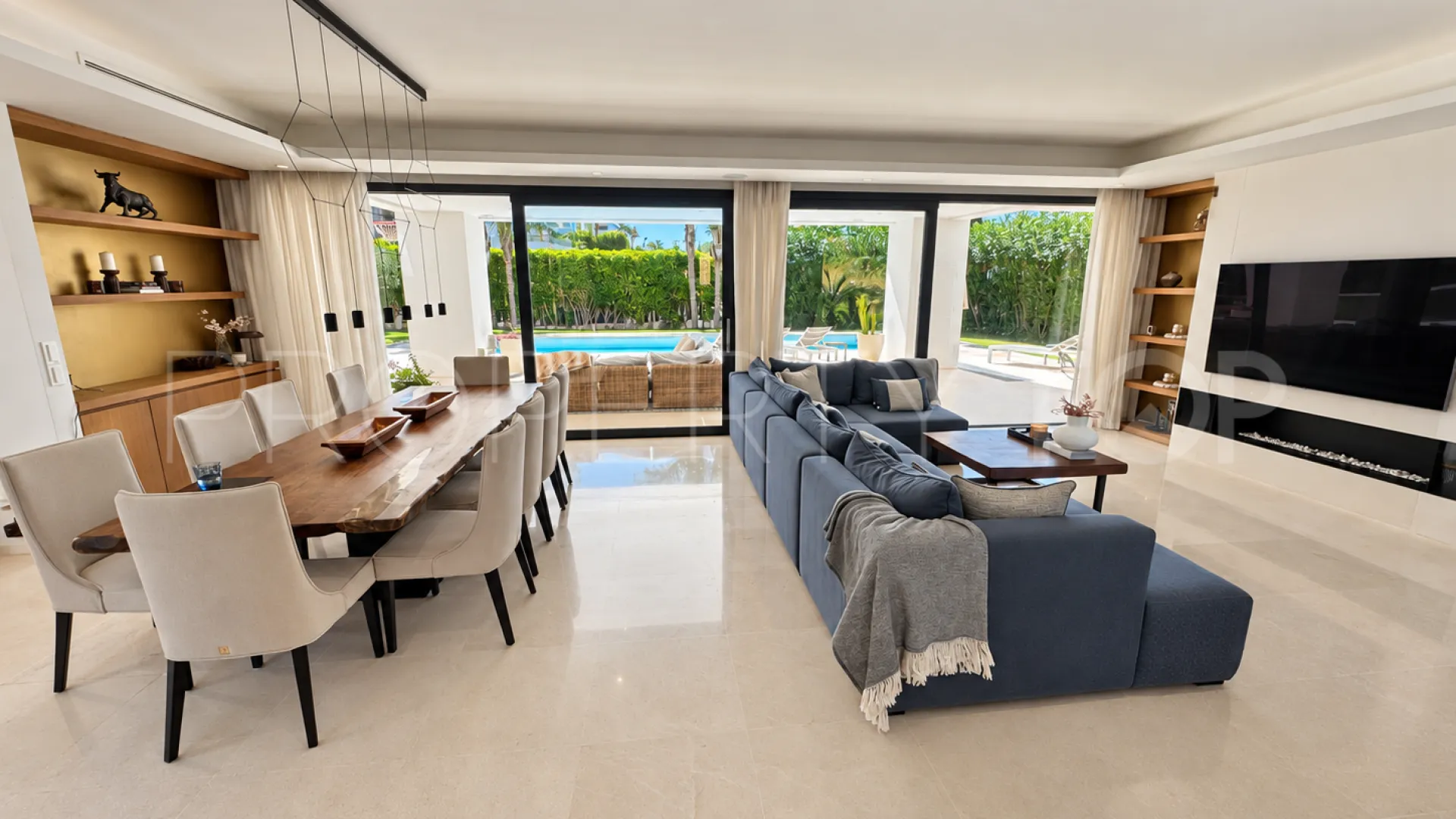 Villa for sale in Los Olivos