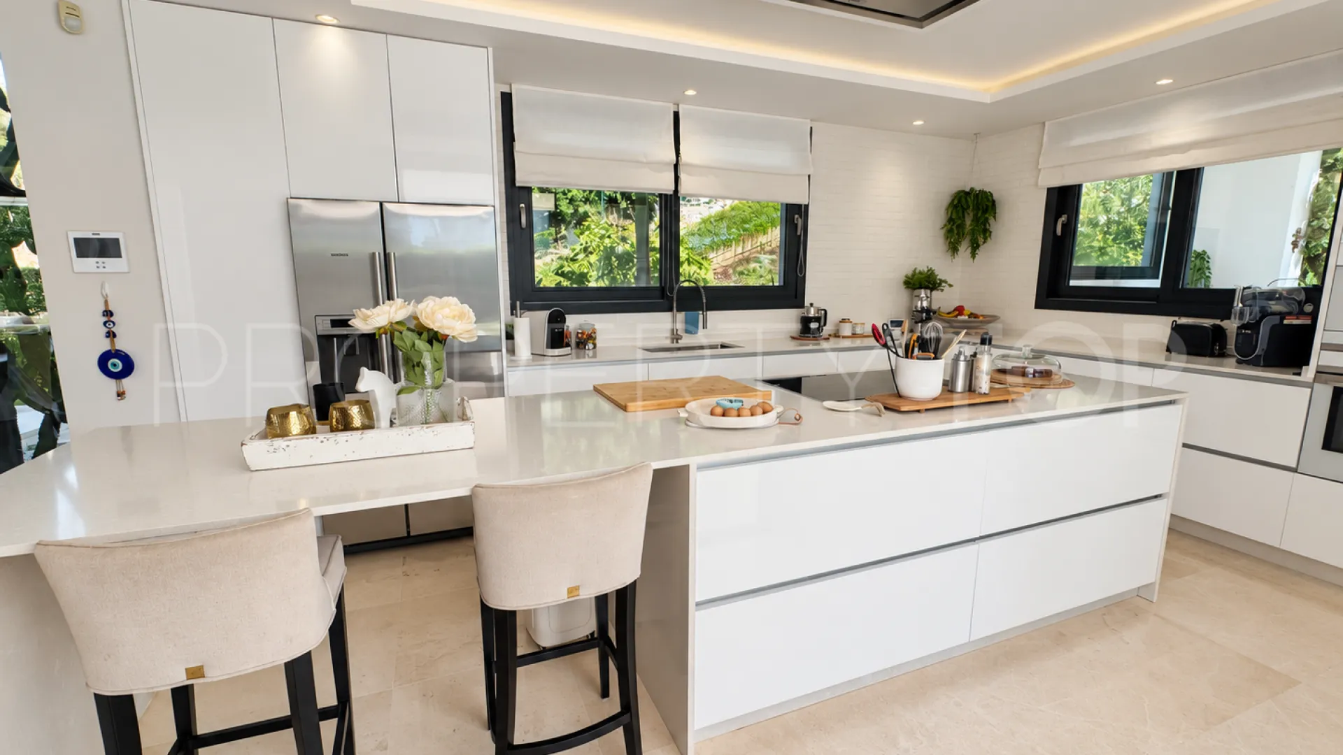 Villa for sale in Los Olivos