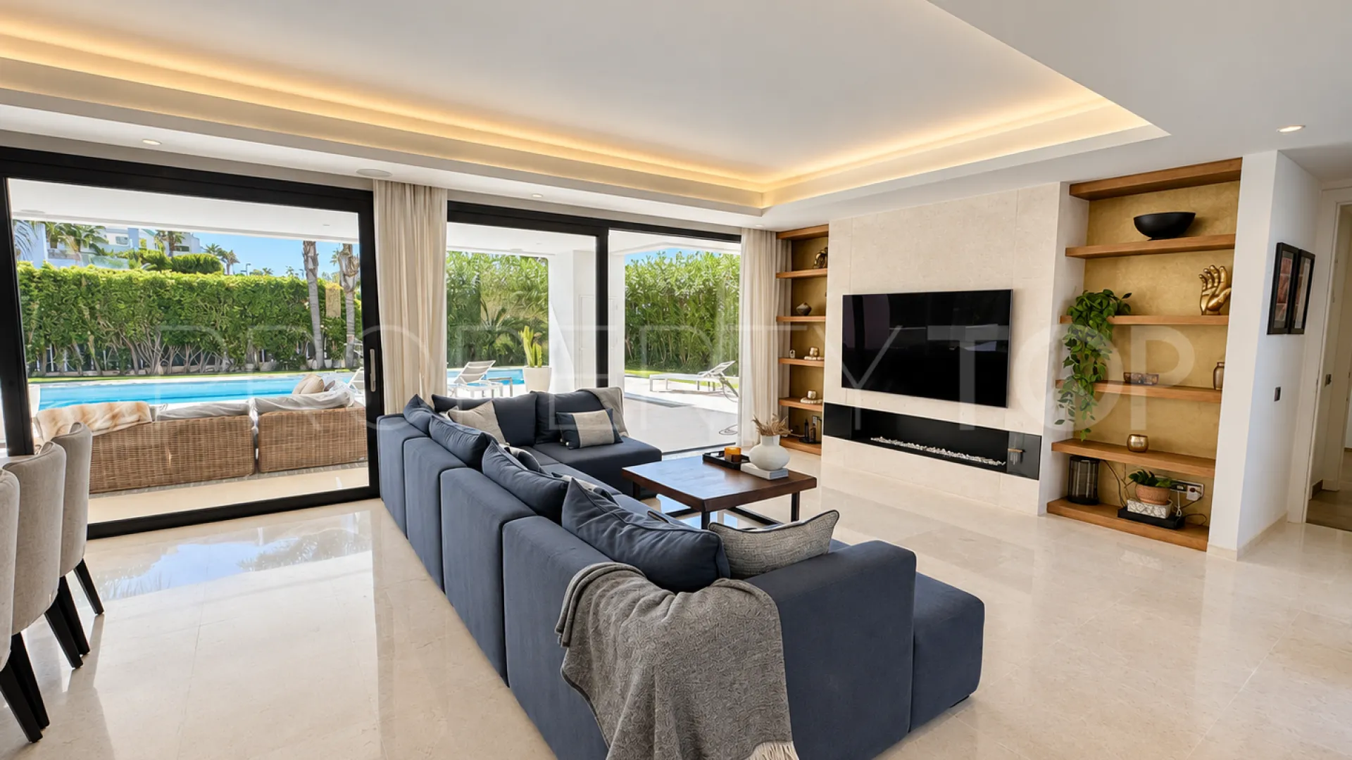 Villa for sale in Los Olivos