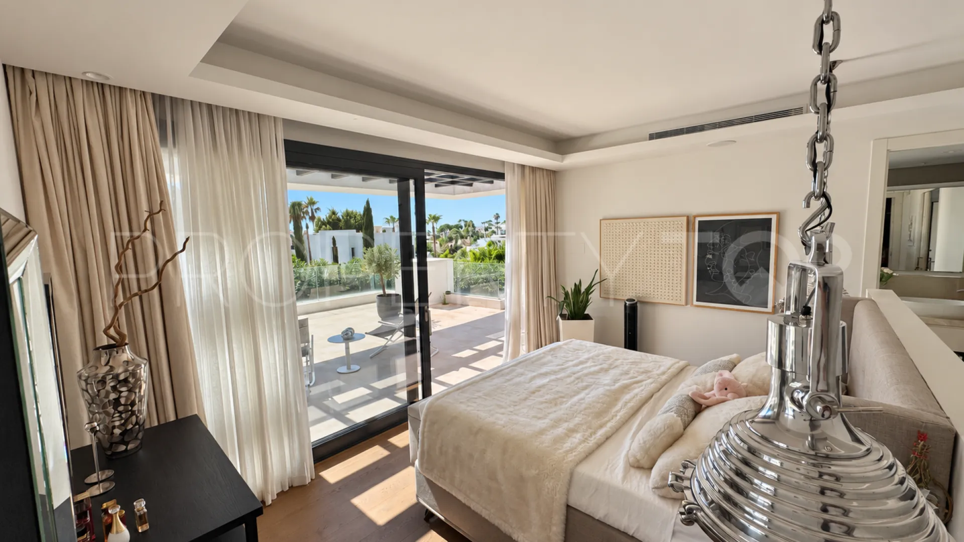 Villa for sale in Los Olivos