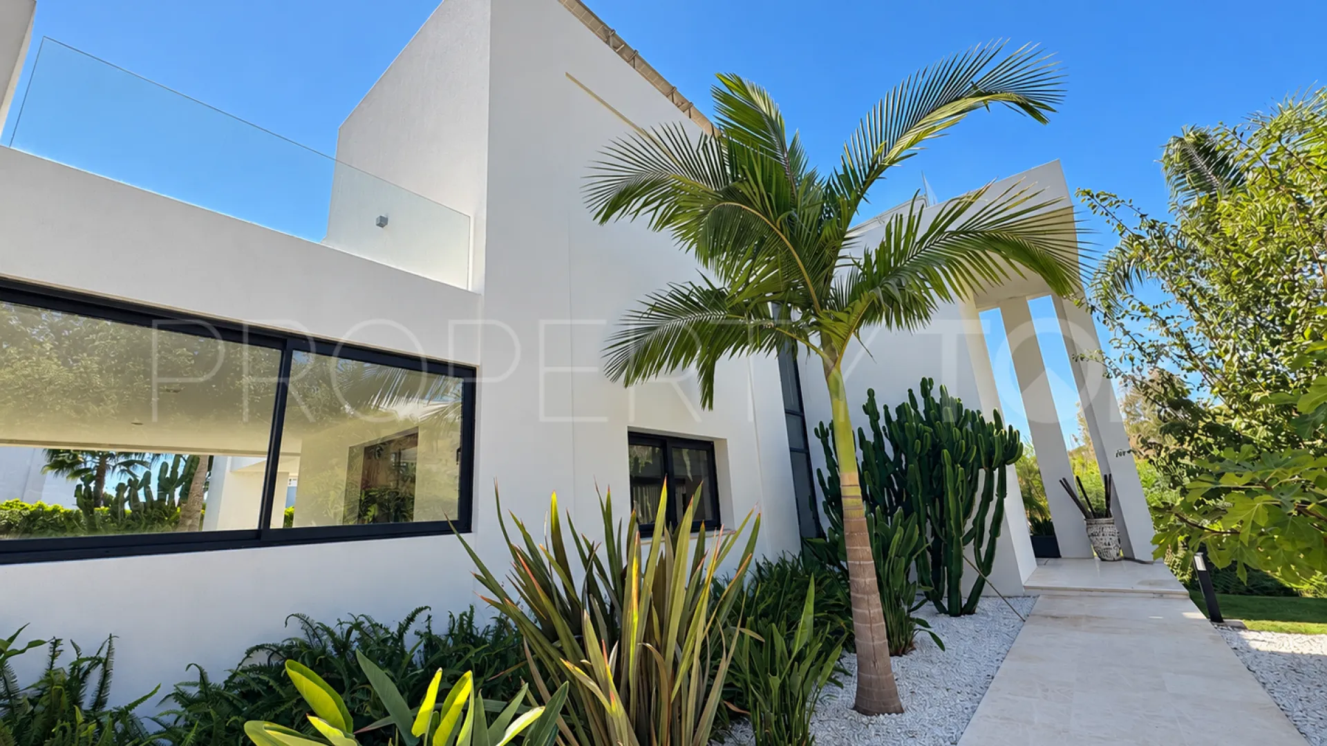 Villa for sale in Los Olivos