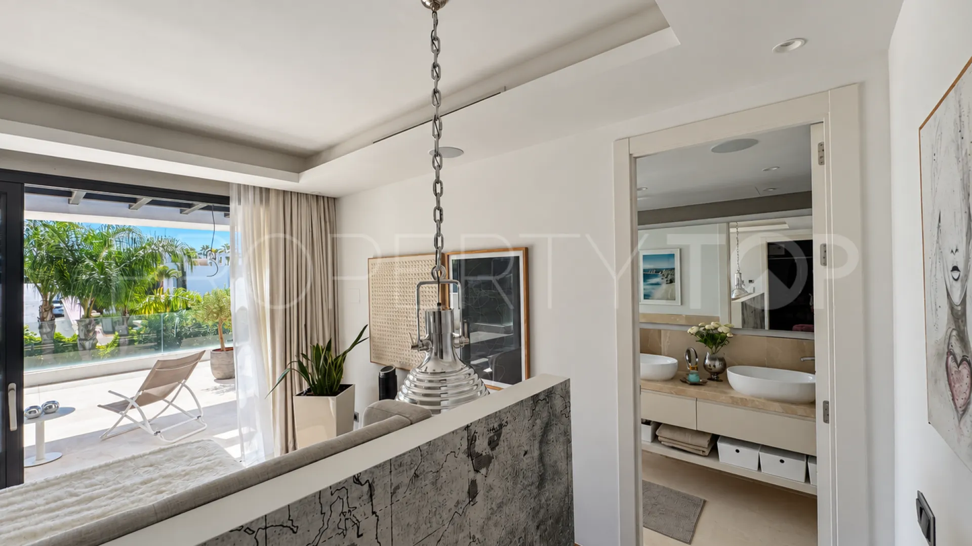 Villa for sale in Los Olivos
