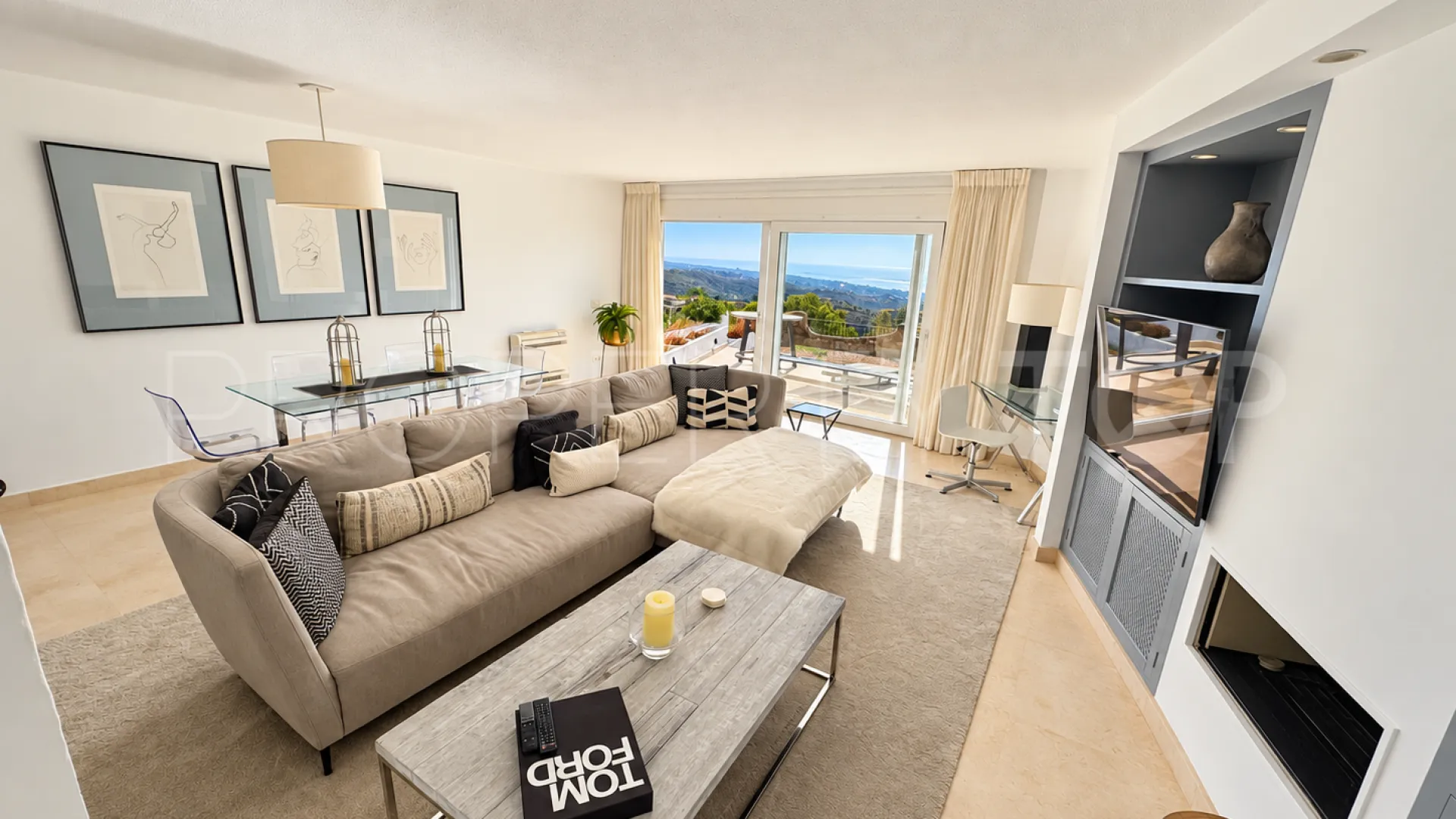 Adosado a la venta en Los Altos de los Monteros con 4 dormitorios