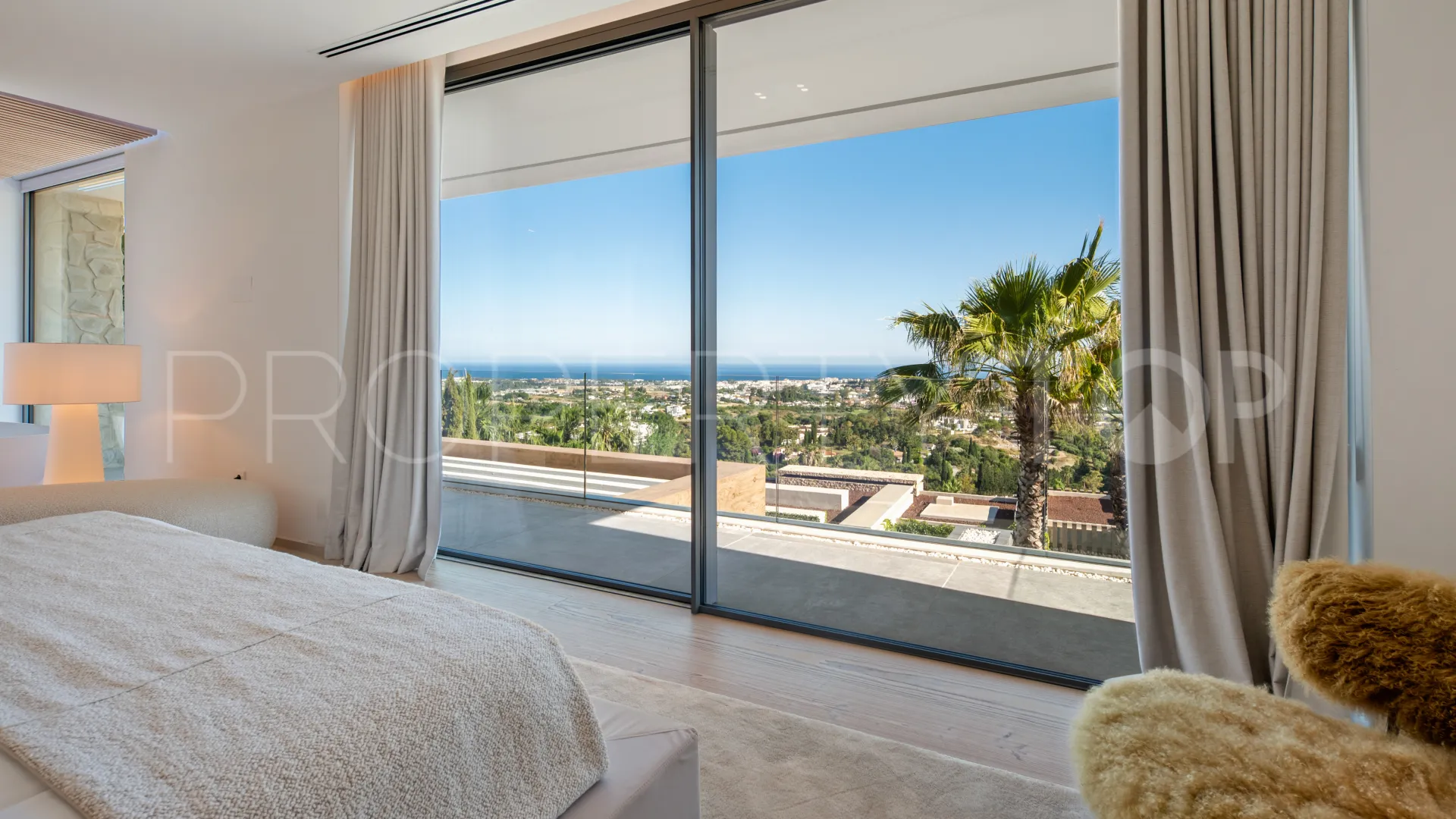 El Herrojo 6 bedrooms villa for sale