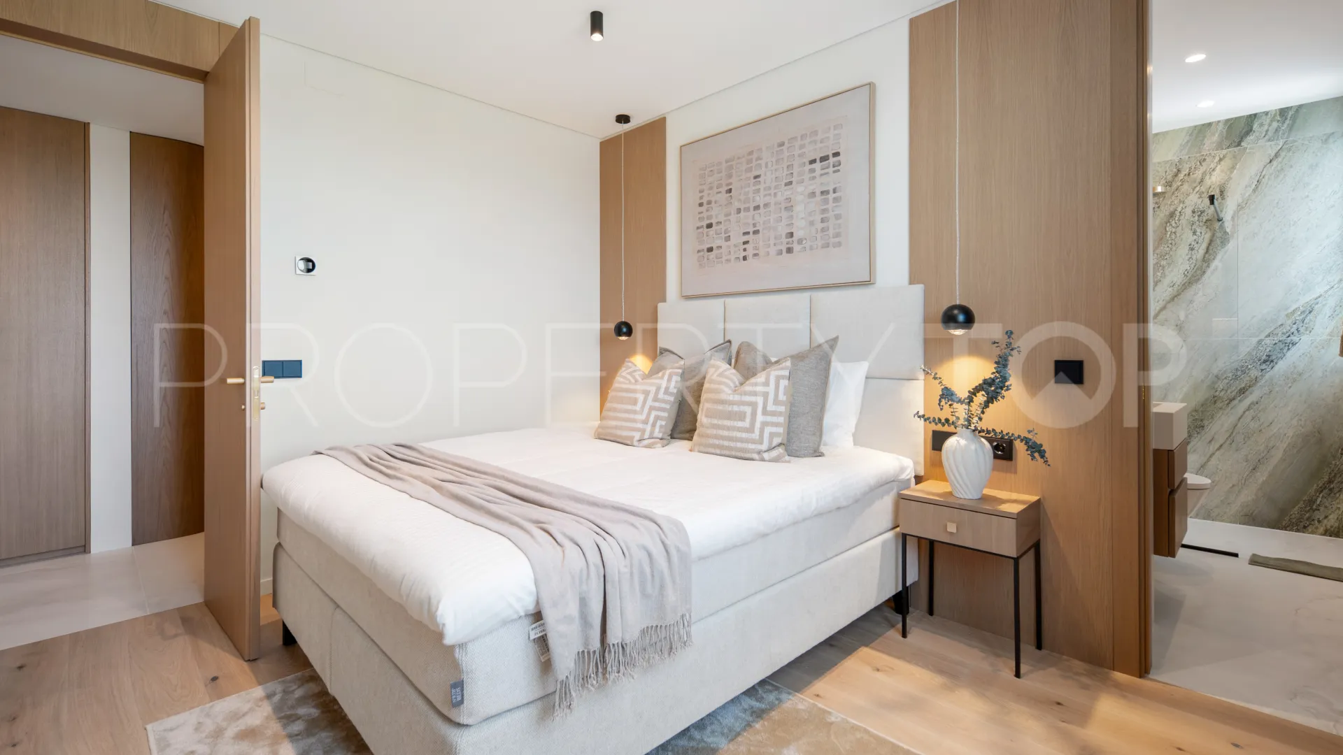 Apartamento a la venta con 3 dormitorios en Los Monteros