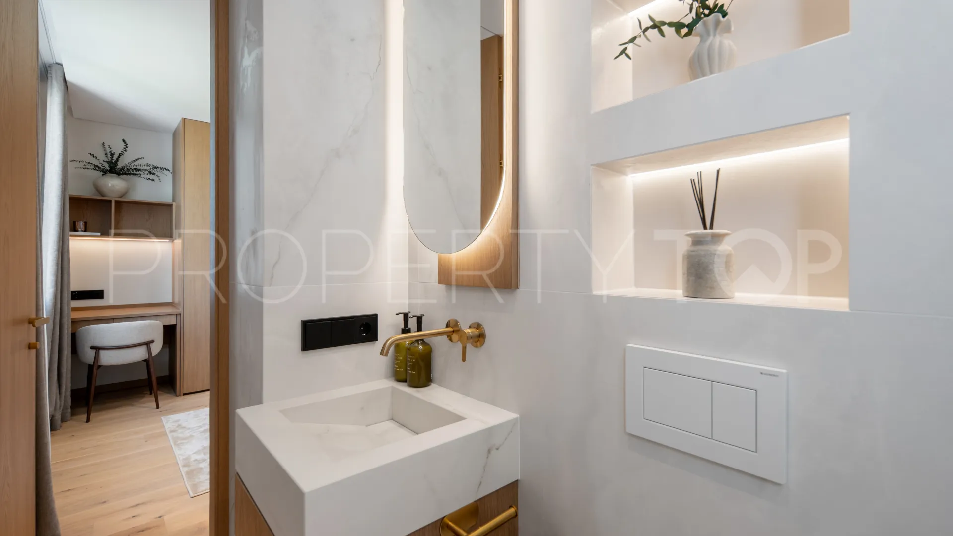 Apartamento a la venta con 3 dormitorios en Los Monteros