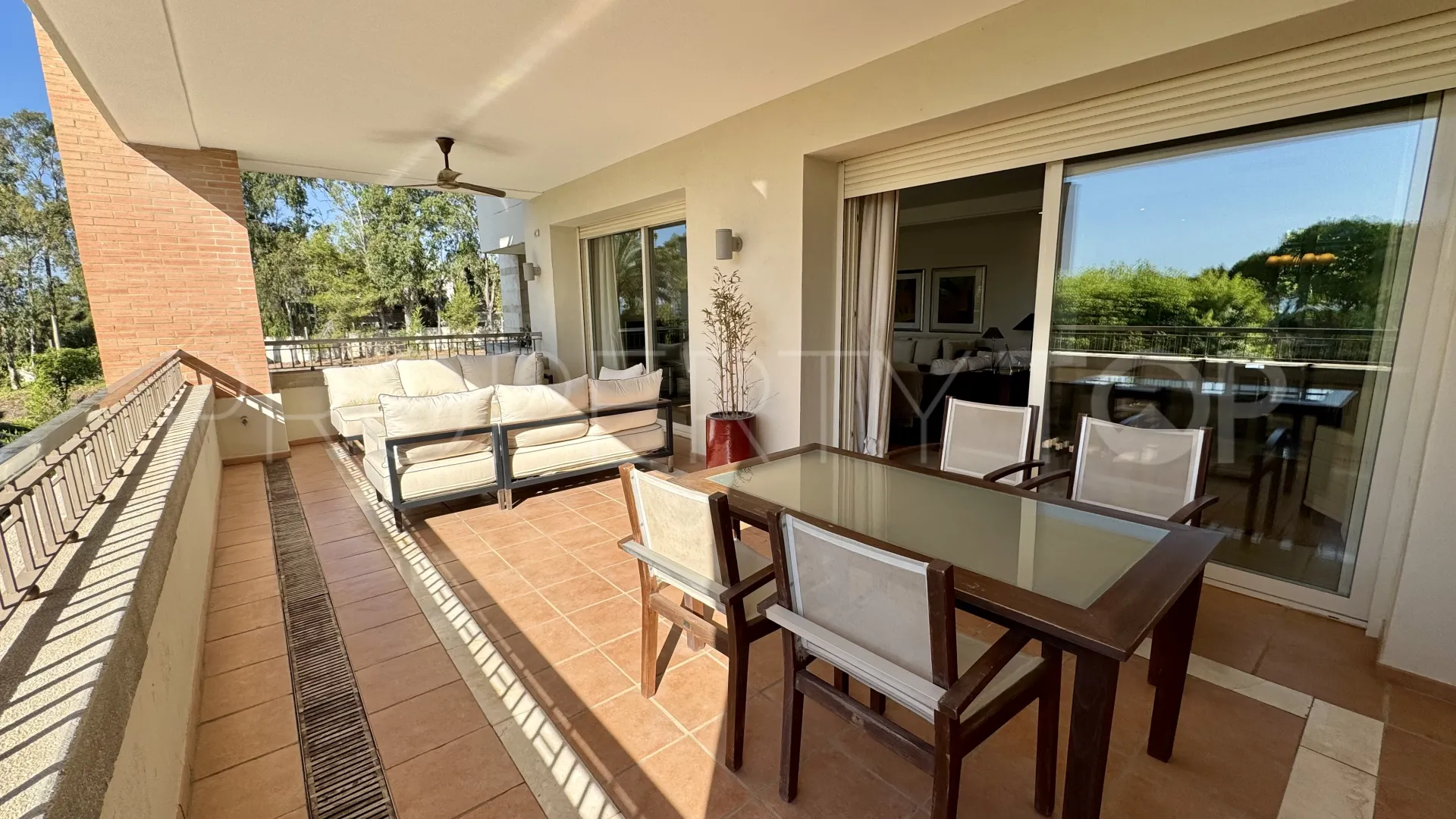 Apartamento en venta de 3 dormitorios en La Trinidad